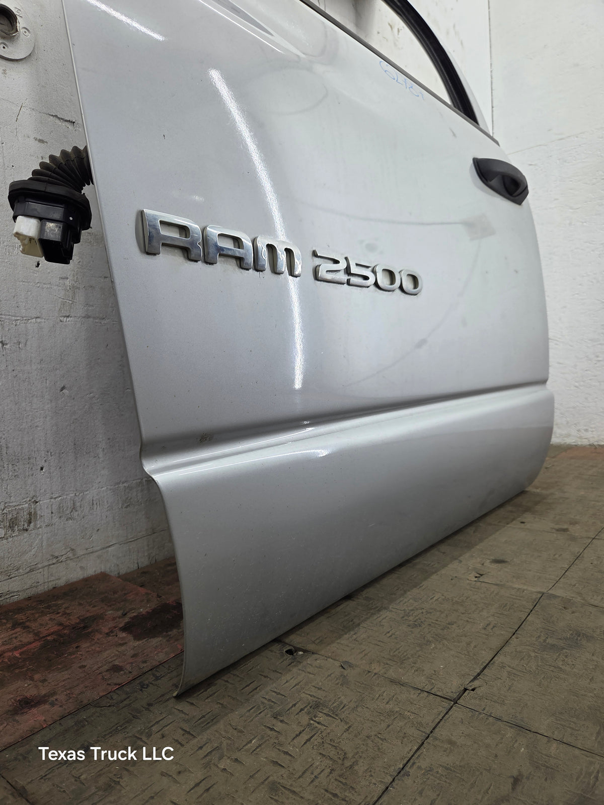 2003-2008 Dodge Ram 3rd Gen Driver Side Front Quad Cab Crew Cab Door 1500 2500 3500 4500 5500