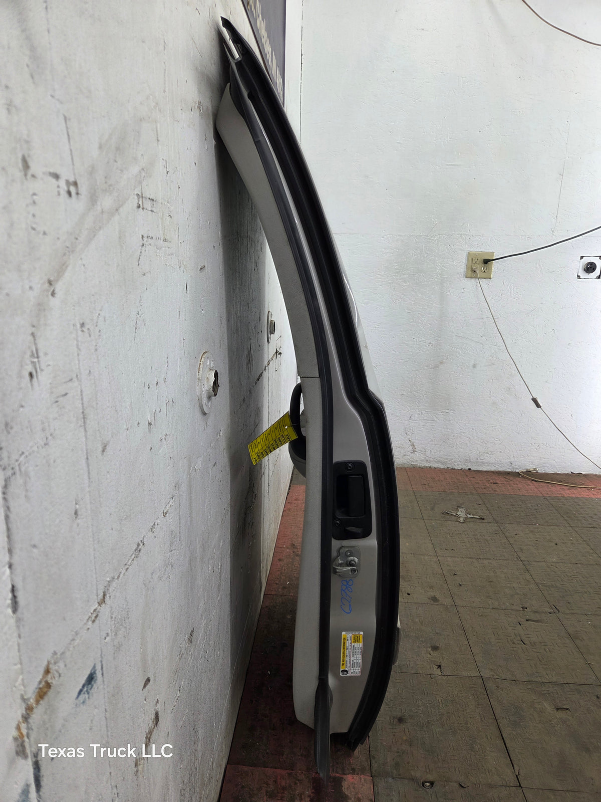 2007-2013 Chevrolet Silverado / GMC Sierra 1500 2500 3500 HD Driver Side Extended Cab LH Rear Door