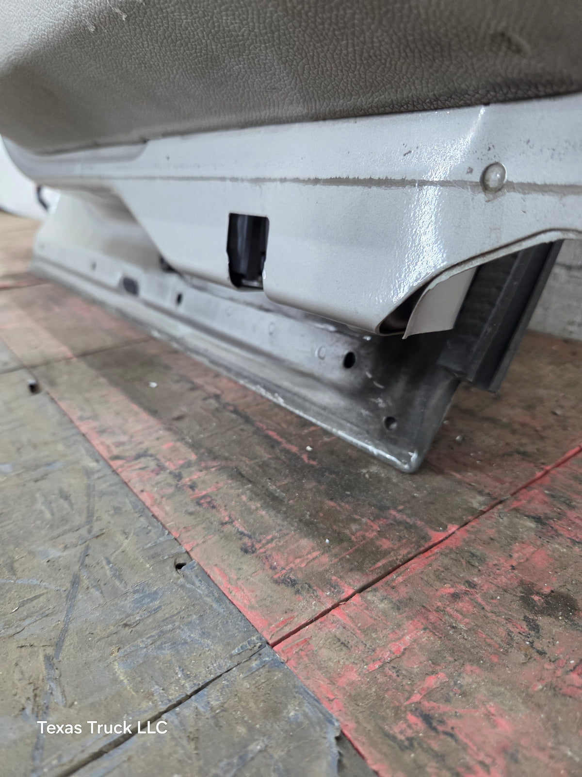 2007-2013 Chevrolet Silverado / GMC Sierra 1500 2500 3500 HD Driver Side Extended Cab LH Rear Door