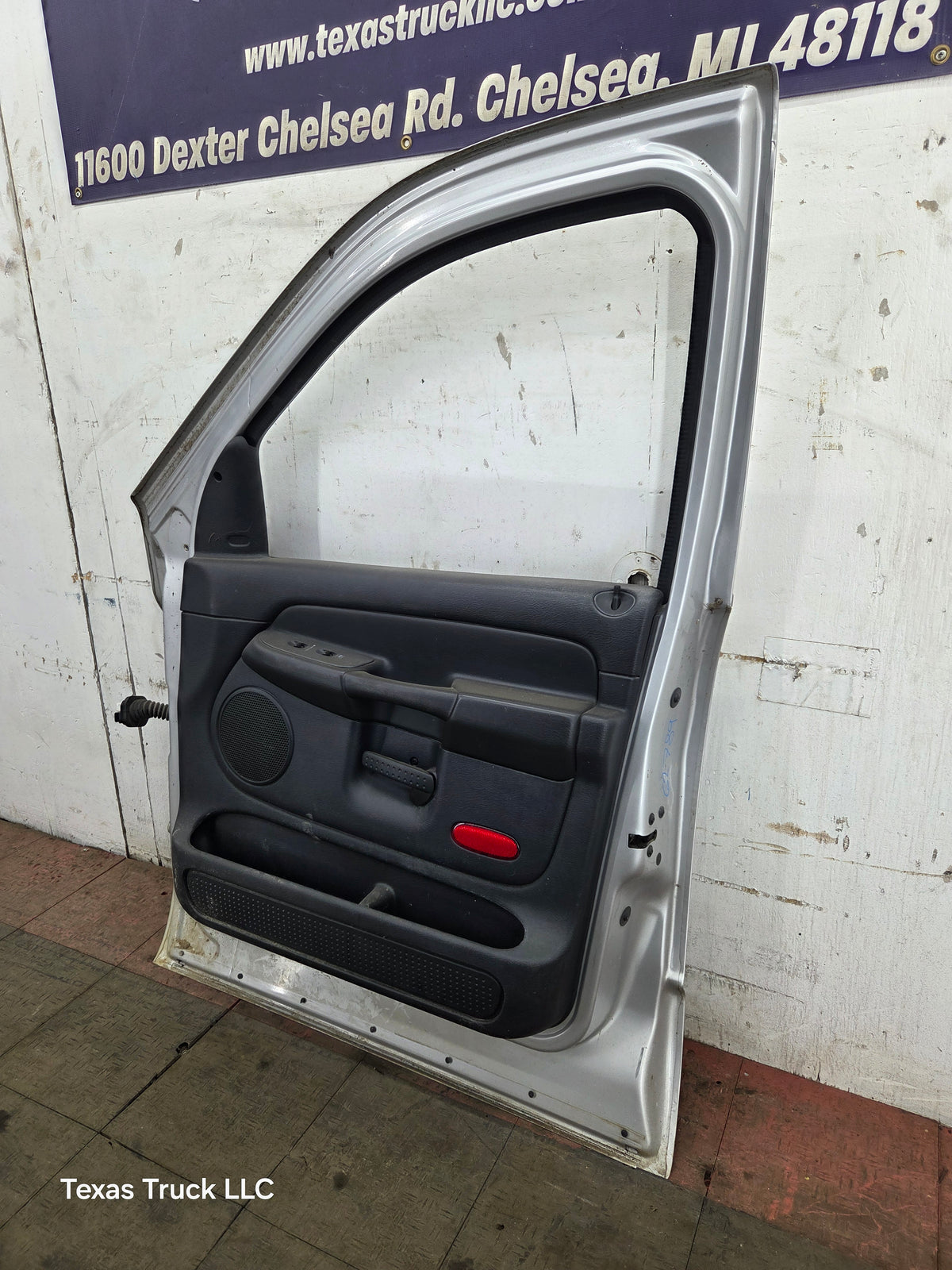 2003-2008 Dodge Ram 3rd Gen Passenger Side Front Quad Cab Crew Cab Door 1500 2500 3500 4500 5500