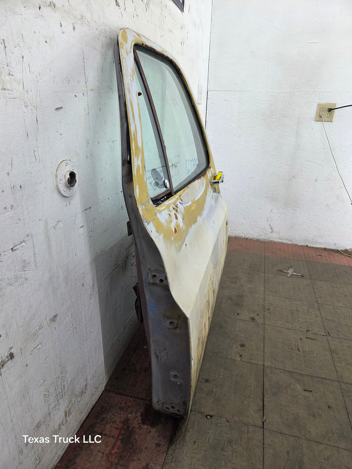 1973-1987 Chevrolet / GMC Square Body Front Drivers Side LH Door K / C Series
