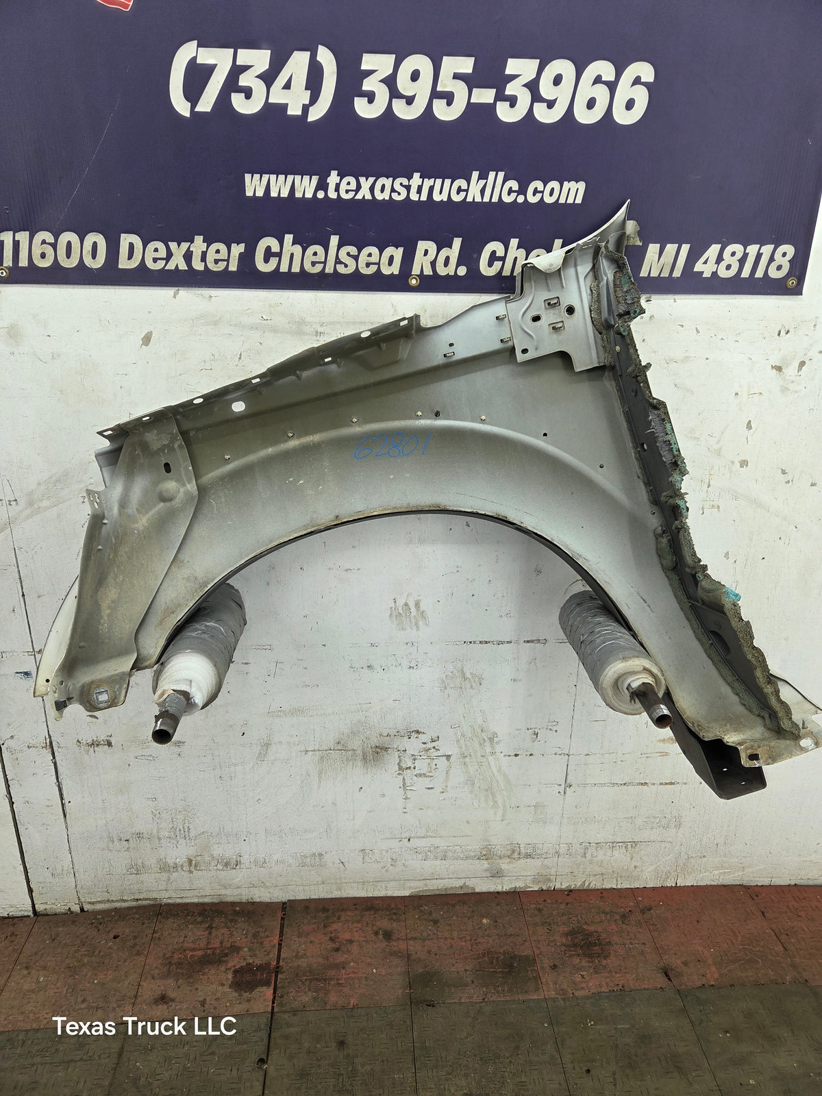 2011-2016 Ford Super Duty F450 F550 RH Passenger Side Front Fender