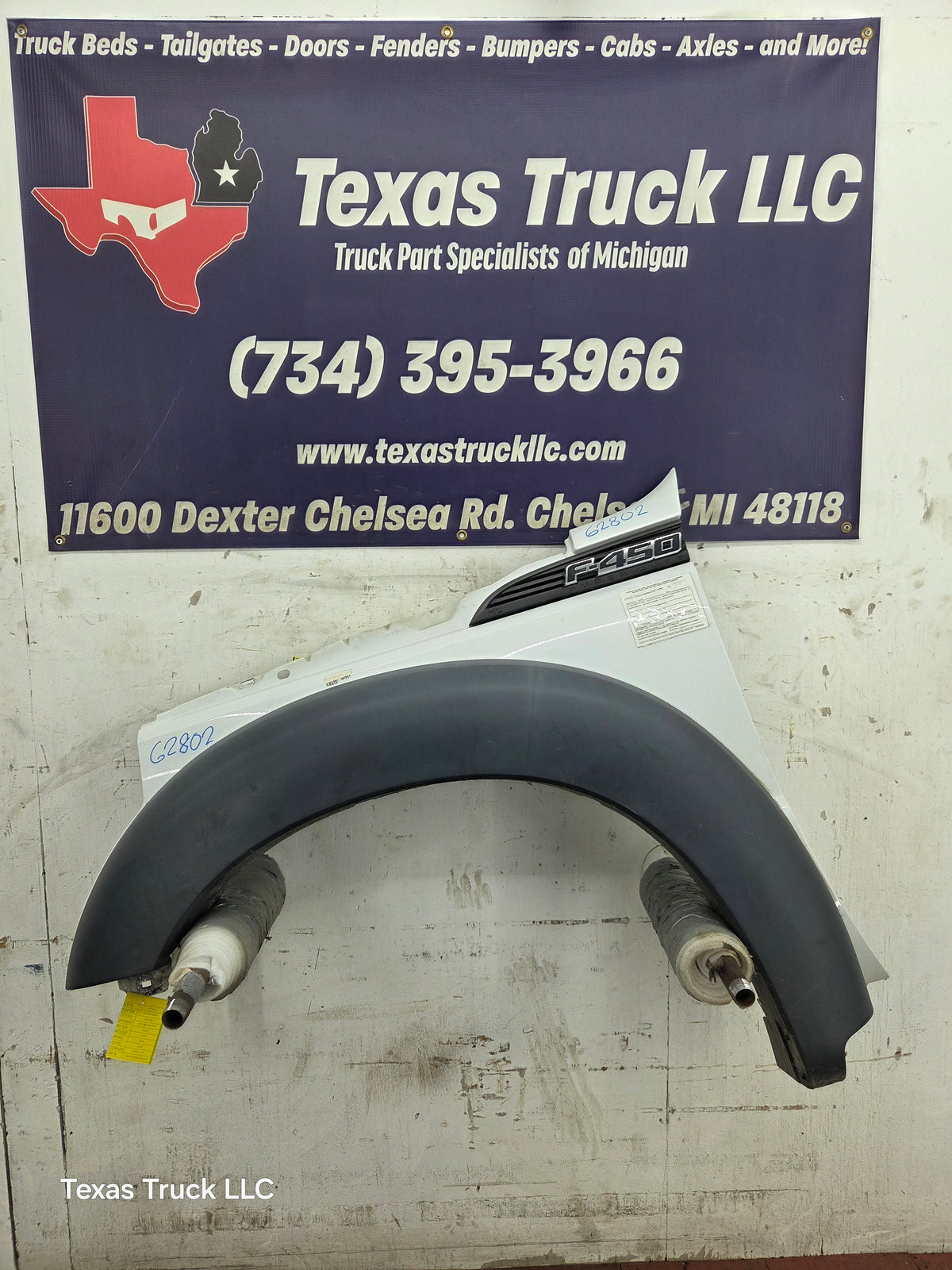 2011-2016 Ford Super Duty F450 F550 LH Driver Side Front Fender