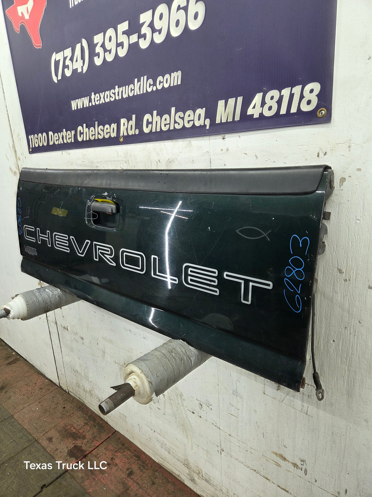 1999-2007 Chevrolet Silverado / GMC Sierra 1500 2500 3500 Tailgate