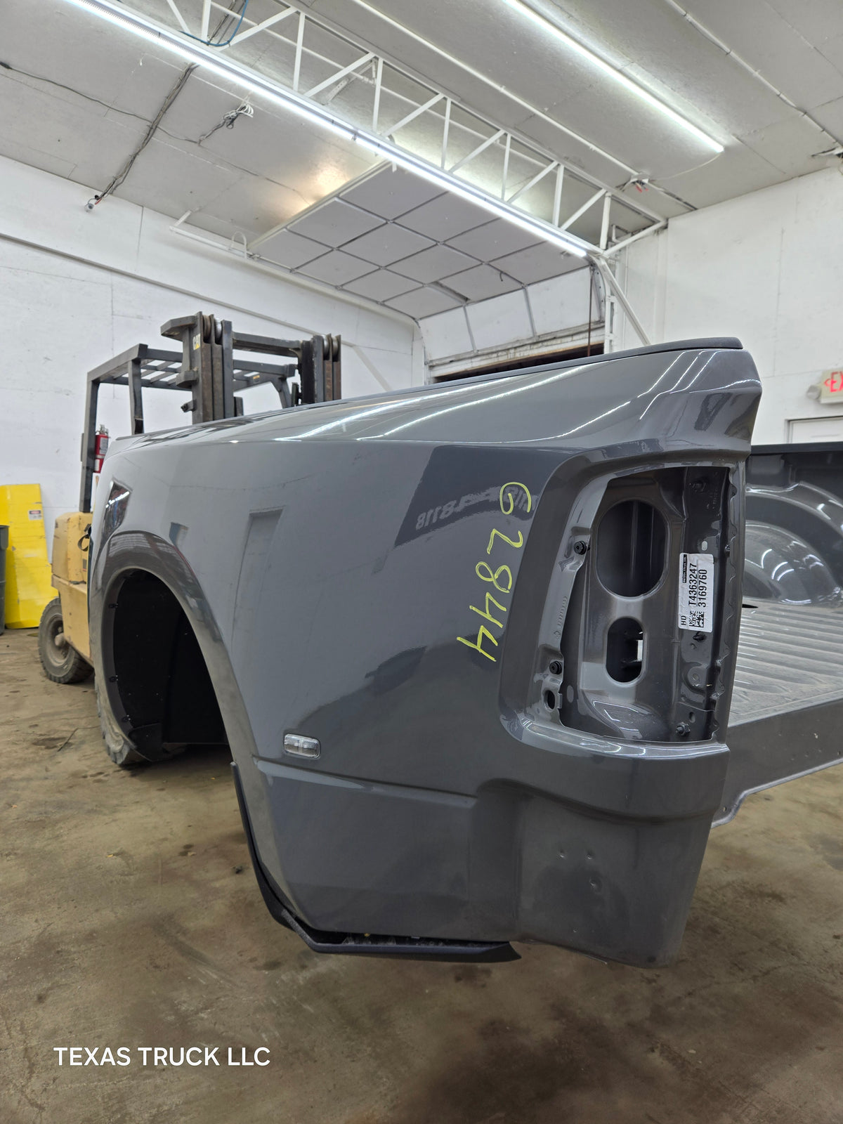 2019-2025 Dodge Ram 3500 4500 5th Gen Dually 8' Truck Bed