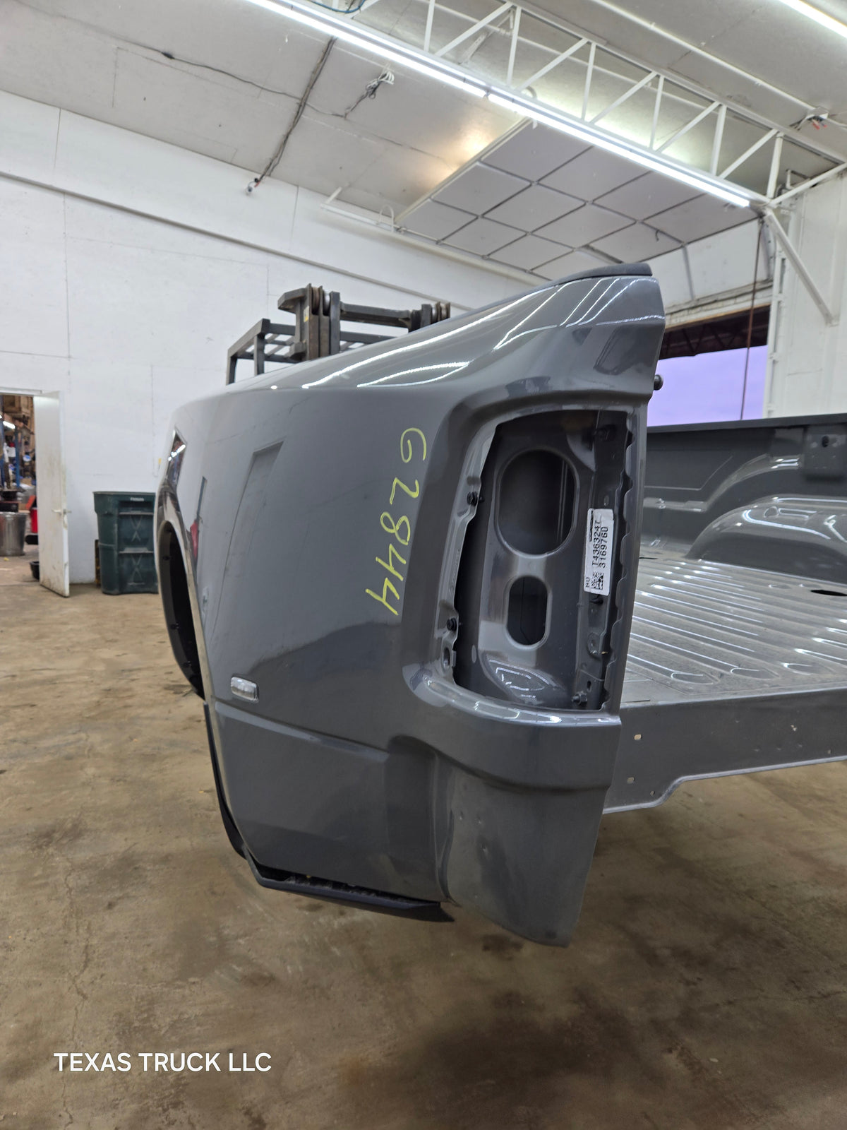 2019-2025 Dodge Ram 3500 4500 5th Gen Dually 8' Truck Bed