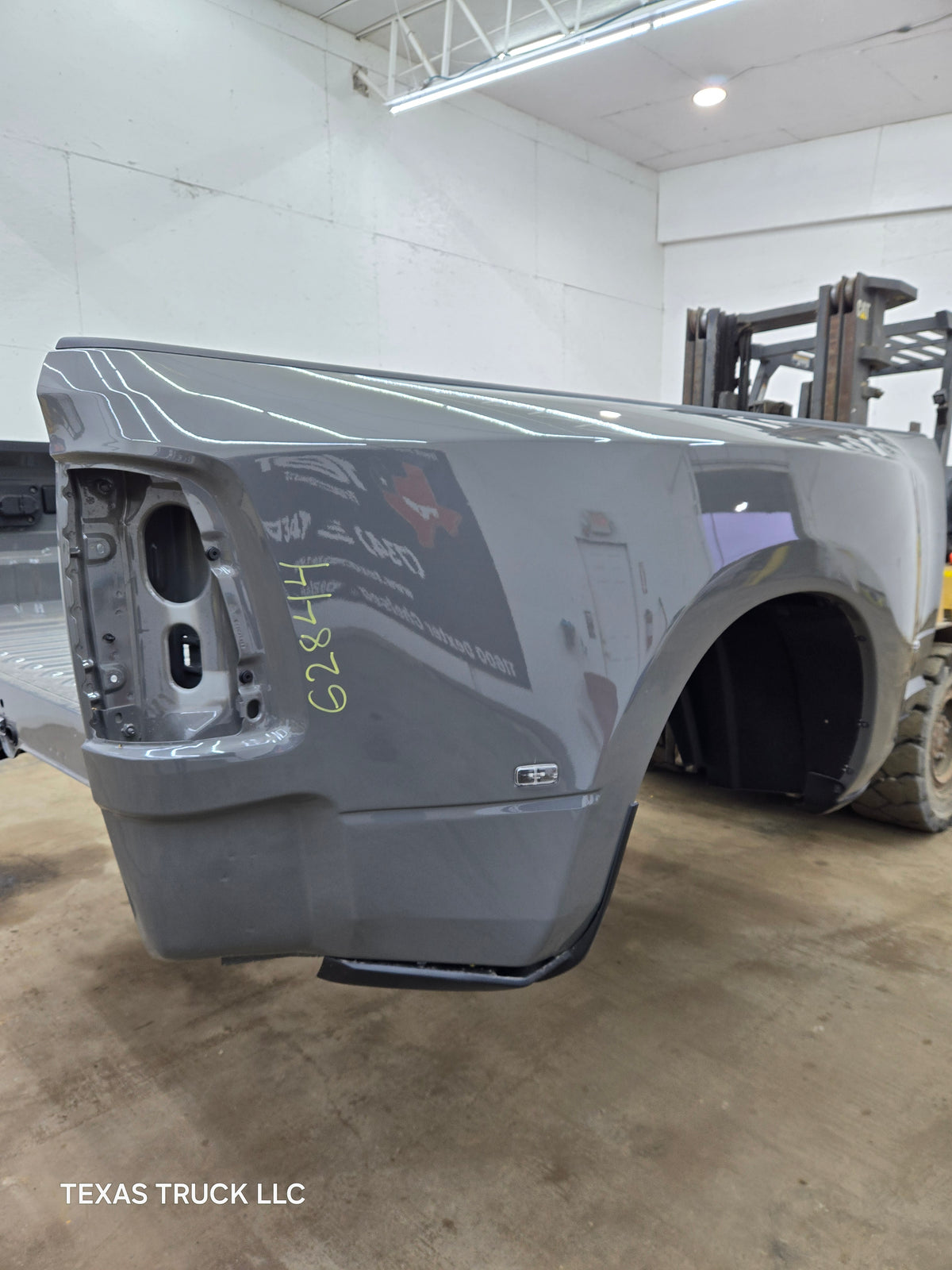 2019-2025 Dodge Ram 3500 4500 5th Gen Dually 8' Truck Bed