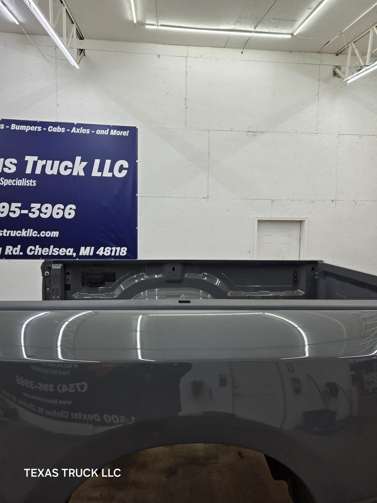 2019-2025 Dodge Ram 3500 4500 5th Gen Dually 8' Truck Bed