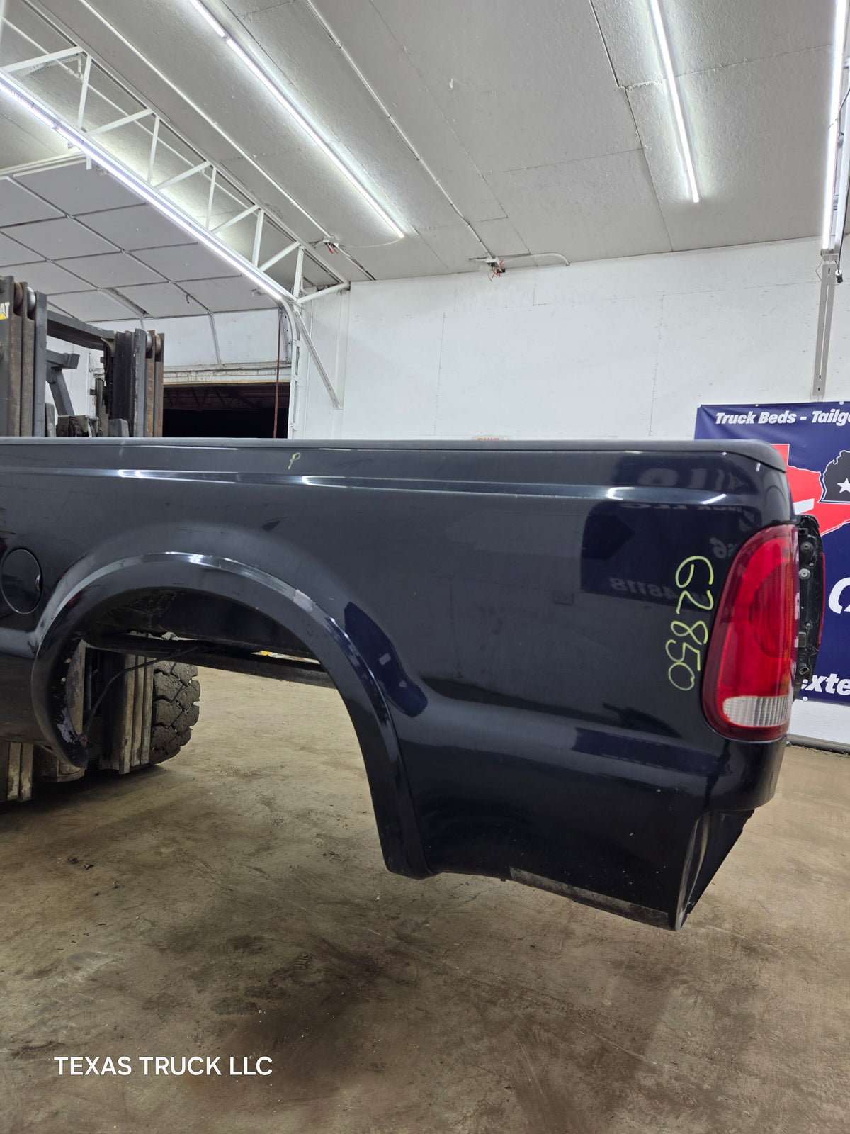 1999-2010 Ford F250 F350 Super Duty 6' 9" Short Truck
