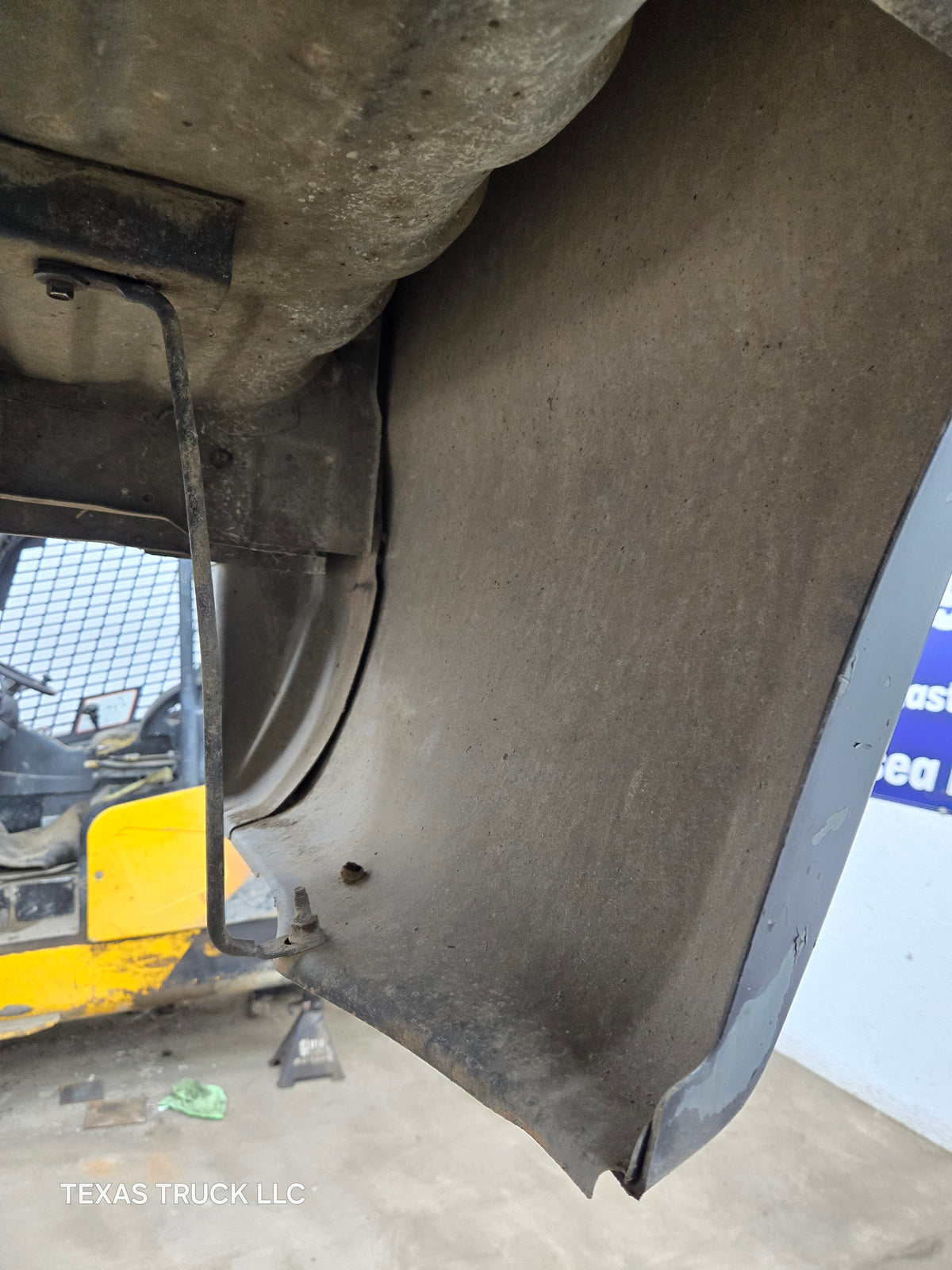 1999-2010 Ford F250 F350 Super Duty 6' 9" Short Truck
