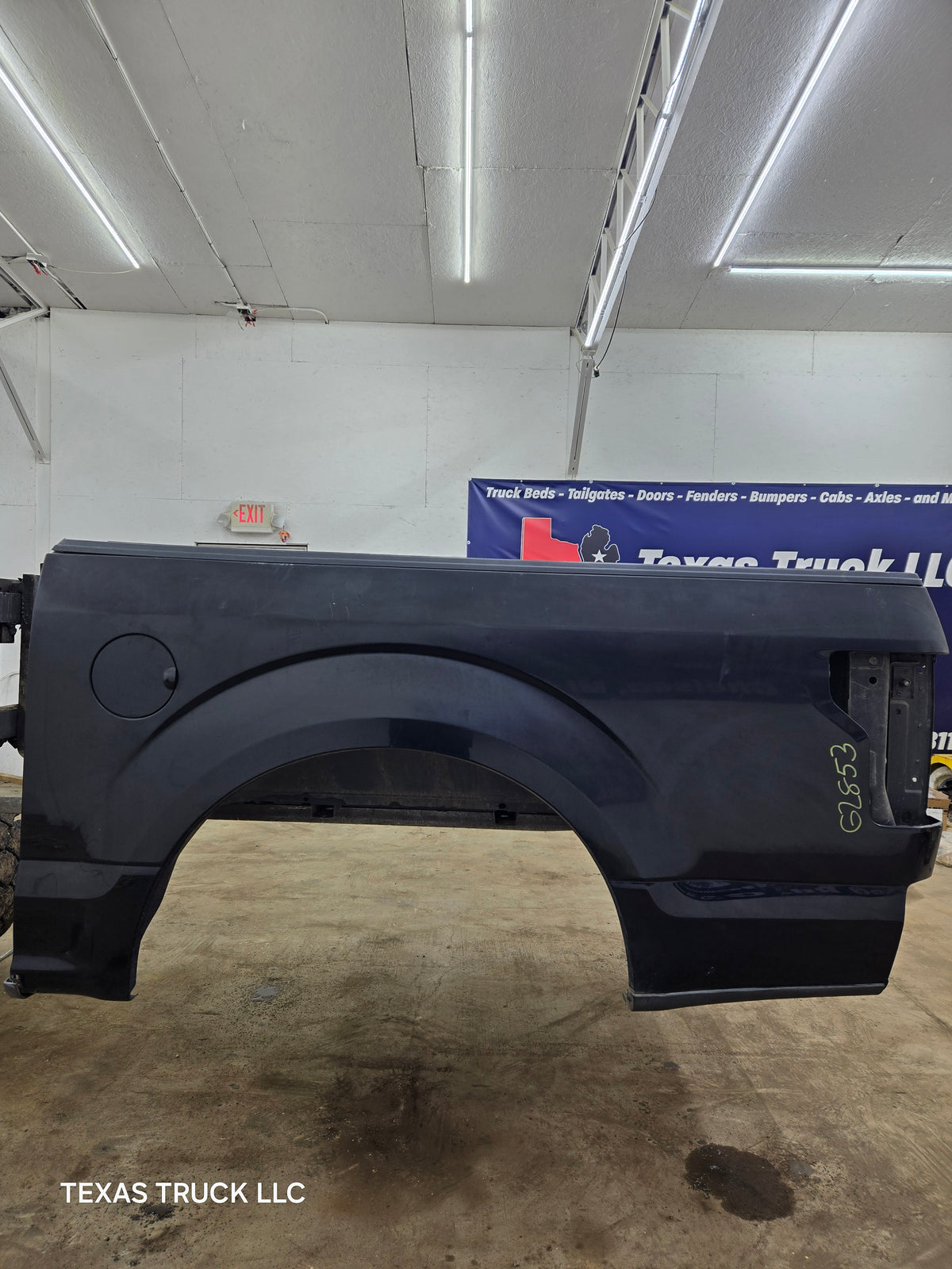 2015-2020 Ford F150 5' 5" Short Bed Without Wheel Lip Molding