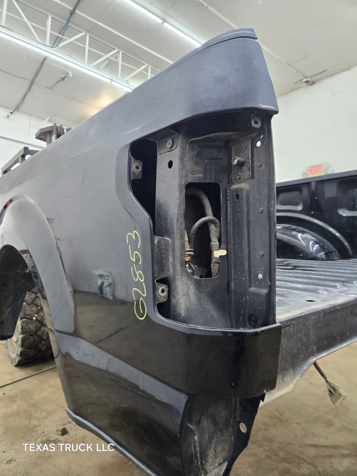 2015-2020 Ford F150 5' 5" Short Bed Without Wheel Lip Molding