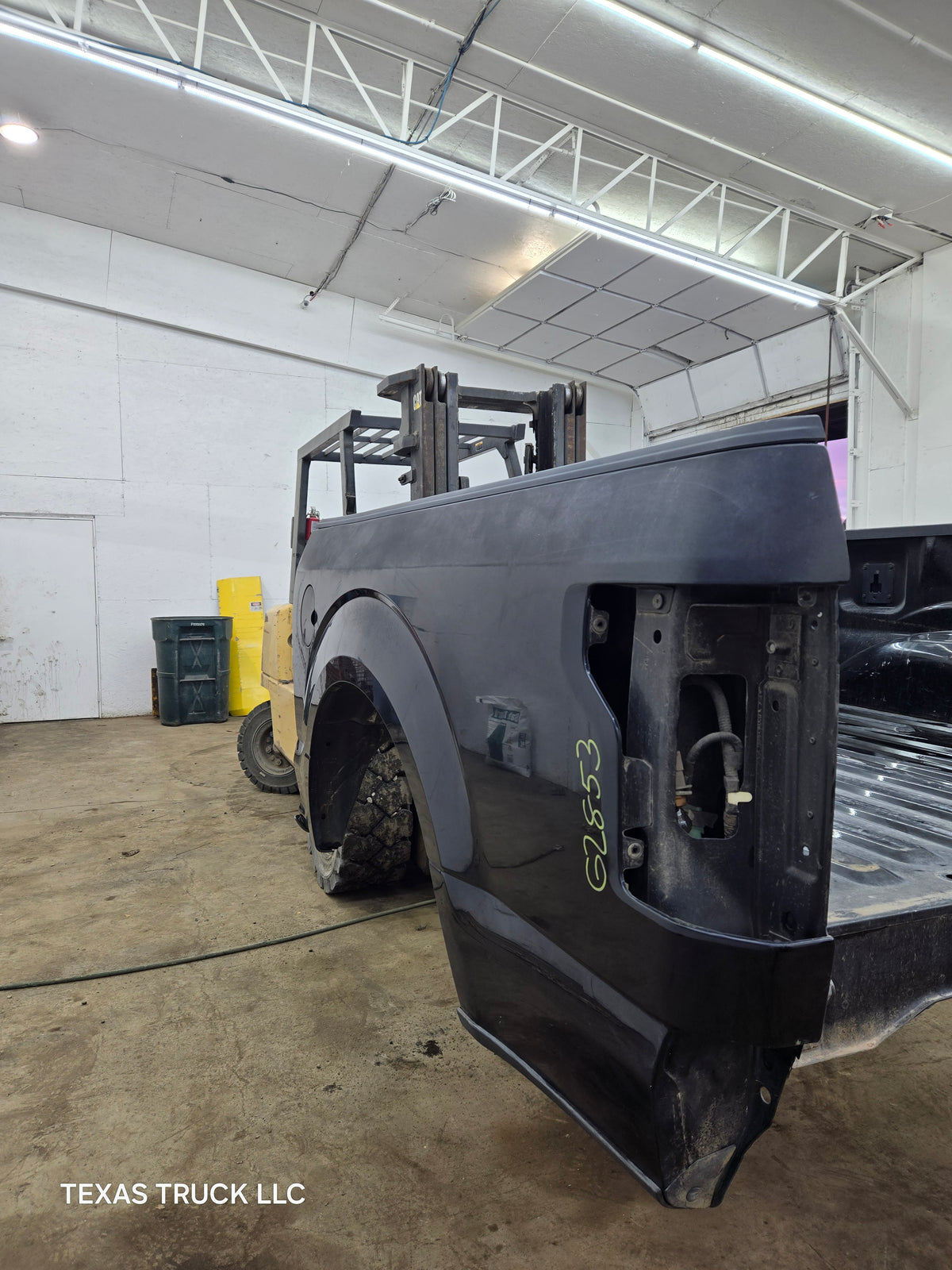 2015-2020 Ford F150 5' 5" Short Bed Without Wheel Lip Molding