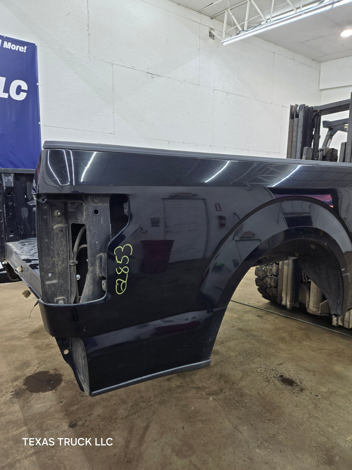 2015-2020 Ford F150 5' 5" Short Bed Without Wheel Lip Molding