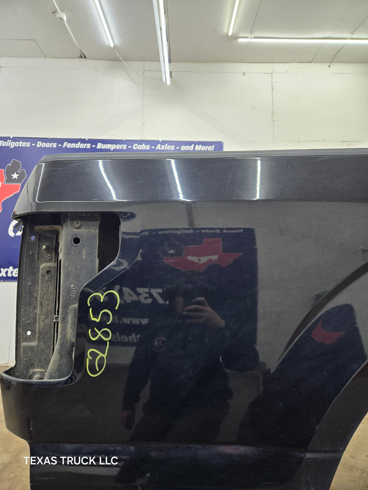 2015-2020 Ford F150 5' 5" Short Bed Without Wheel Lip Molding
