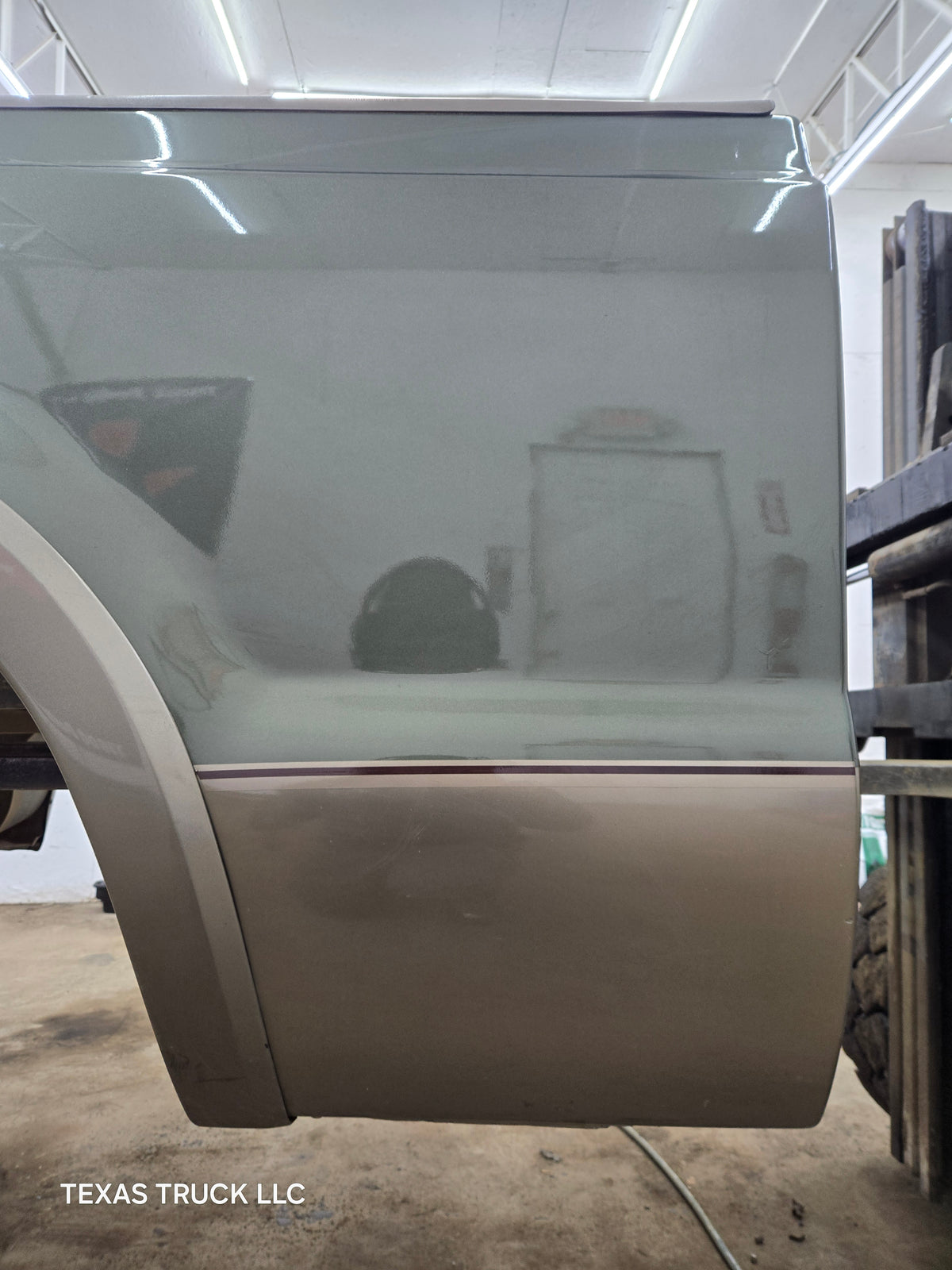 1999-2010 Ford F250 F350 Super Duty 6' 9" Short Truck