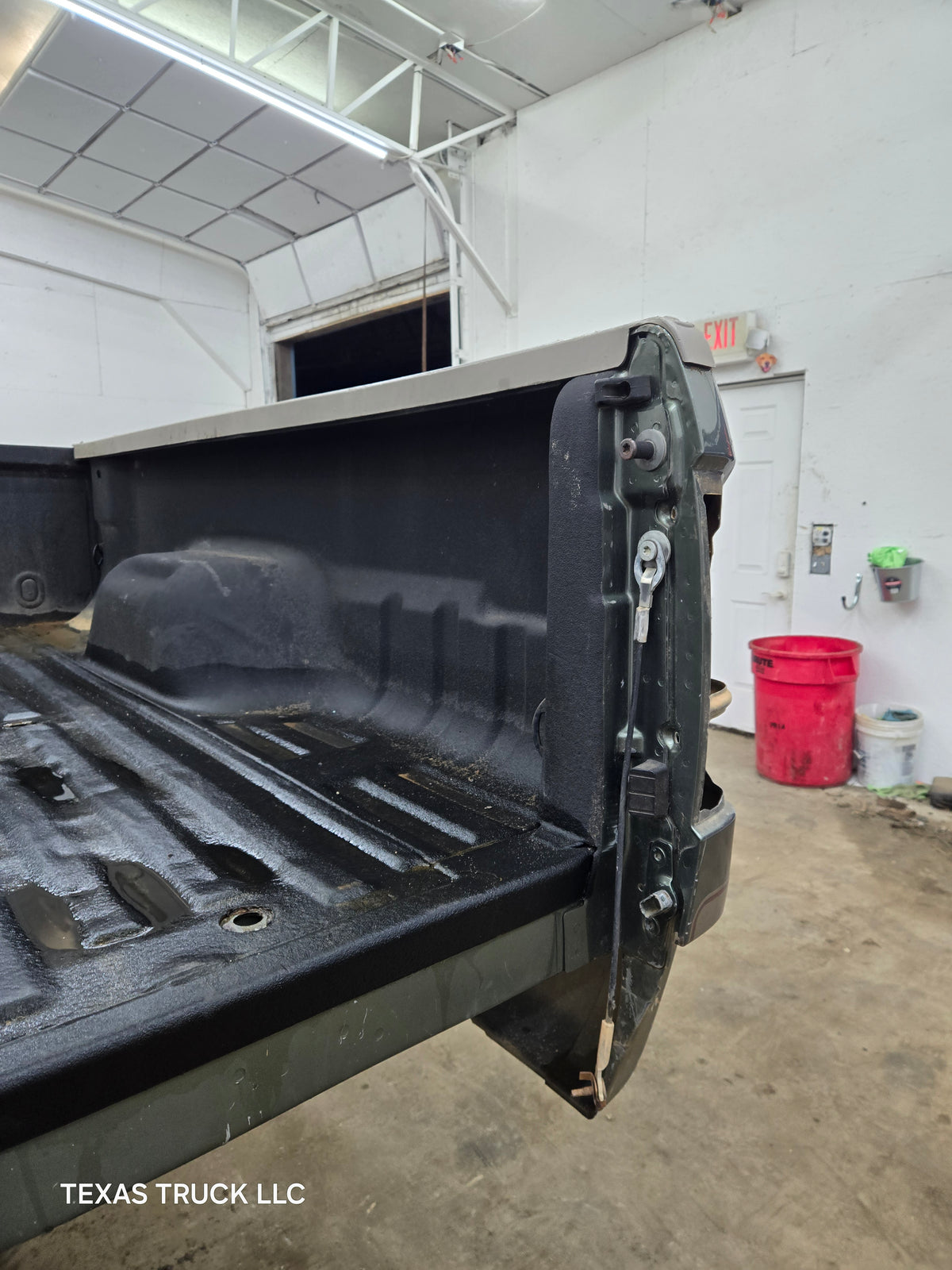 1999-2010 Ford F250 F350 Super Duty 6' 9" Short Truck
