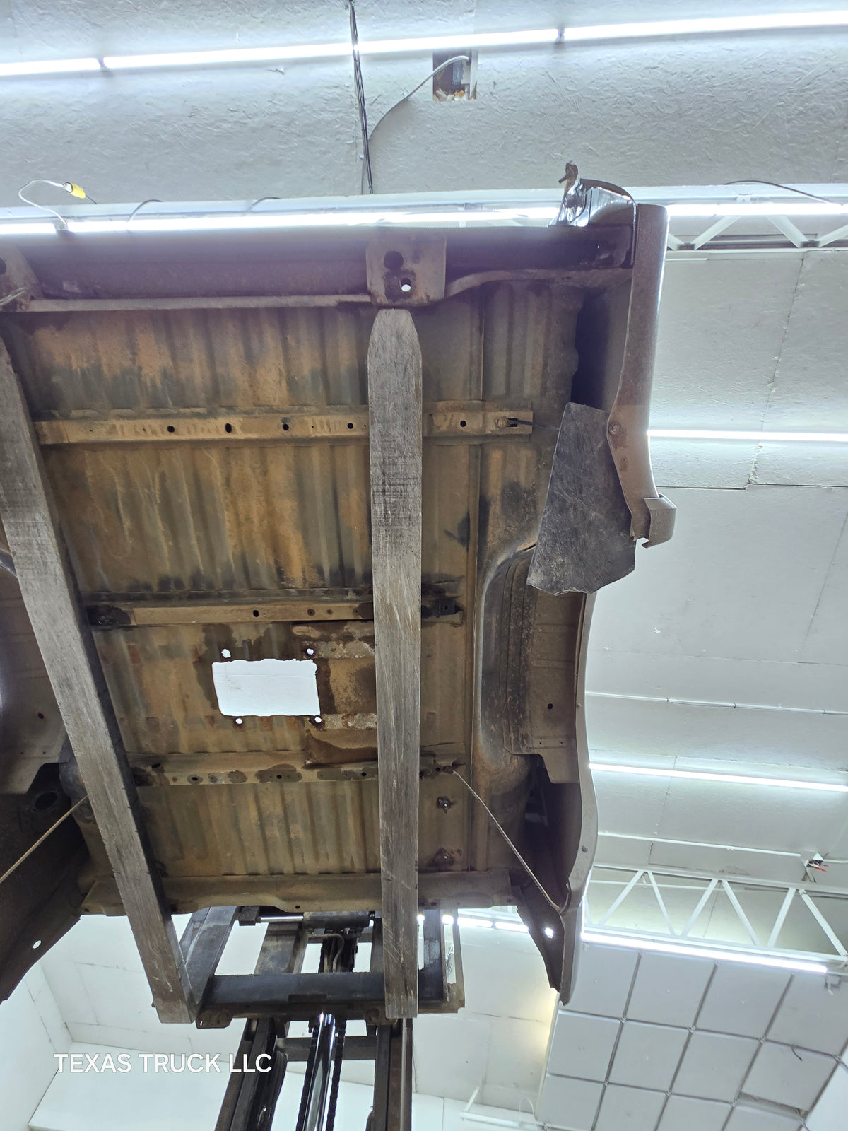 1999-2010 Ford F250 F350 Super Duty 6' 9" Short Truck