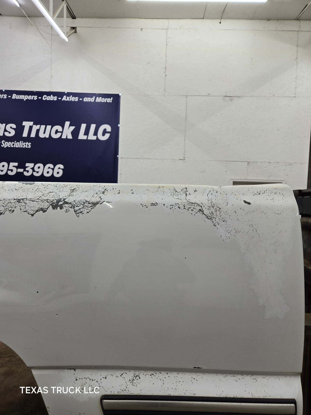 1999-2007 Chevrolet Silverado / GMC Sierra 1500 2500HD 3500HD 6' 6" Short Truck Bed