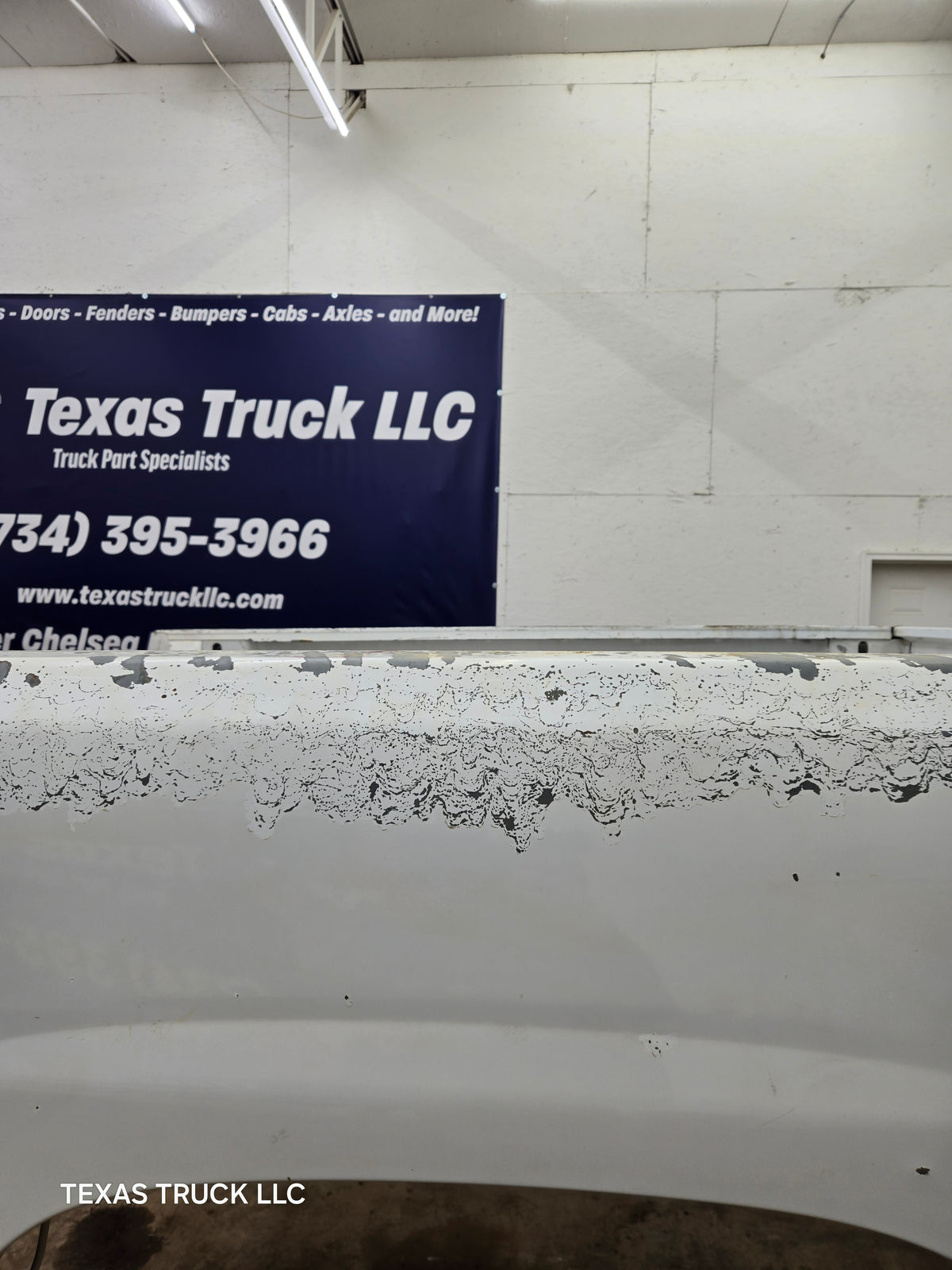 1999-2007 Chevrolet Silverado / GMC Sierra 1500 2500HD 3500HD 6' 6" Short Truck Bed