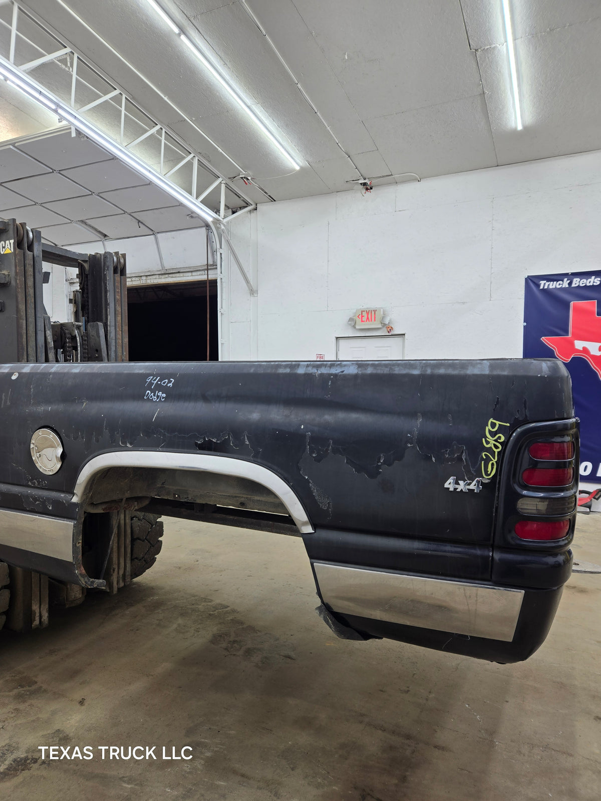 1994-2002 Dodge Ram 1500 2500 3500 2nd Gen 6' 4" Short Truck Bed