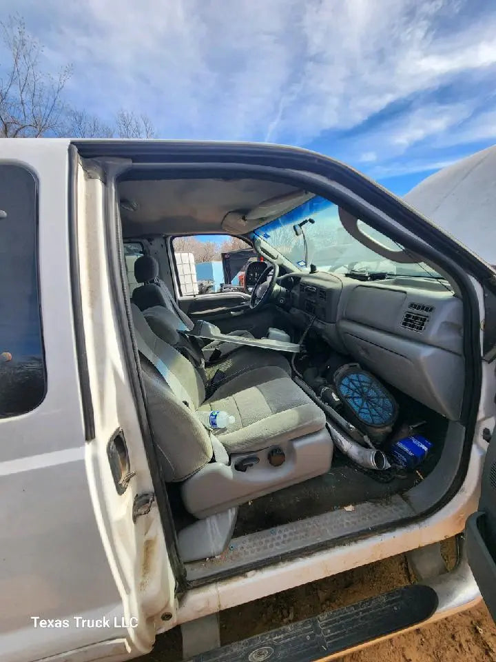 2003 Ford F-250 Super Duty 6.0L Power Stroke - FULL PART OUT Texas Truck LLC