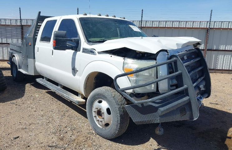 2014 Ford F-350 Super Duty Lariat 6.7L Power Stroke CCLB 4x4 Dually - FULL PART OUT
