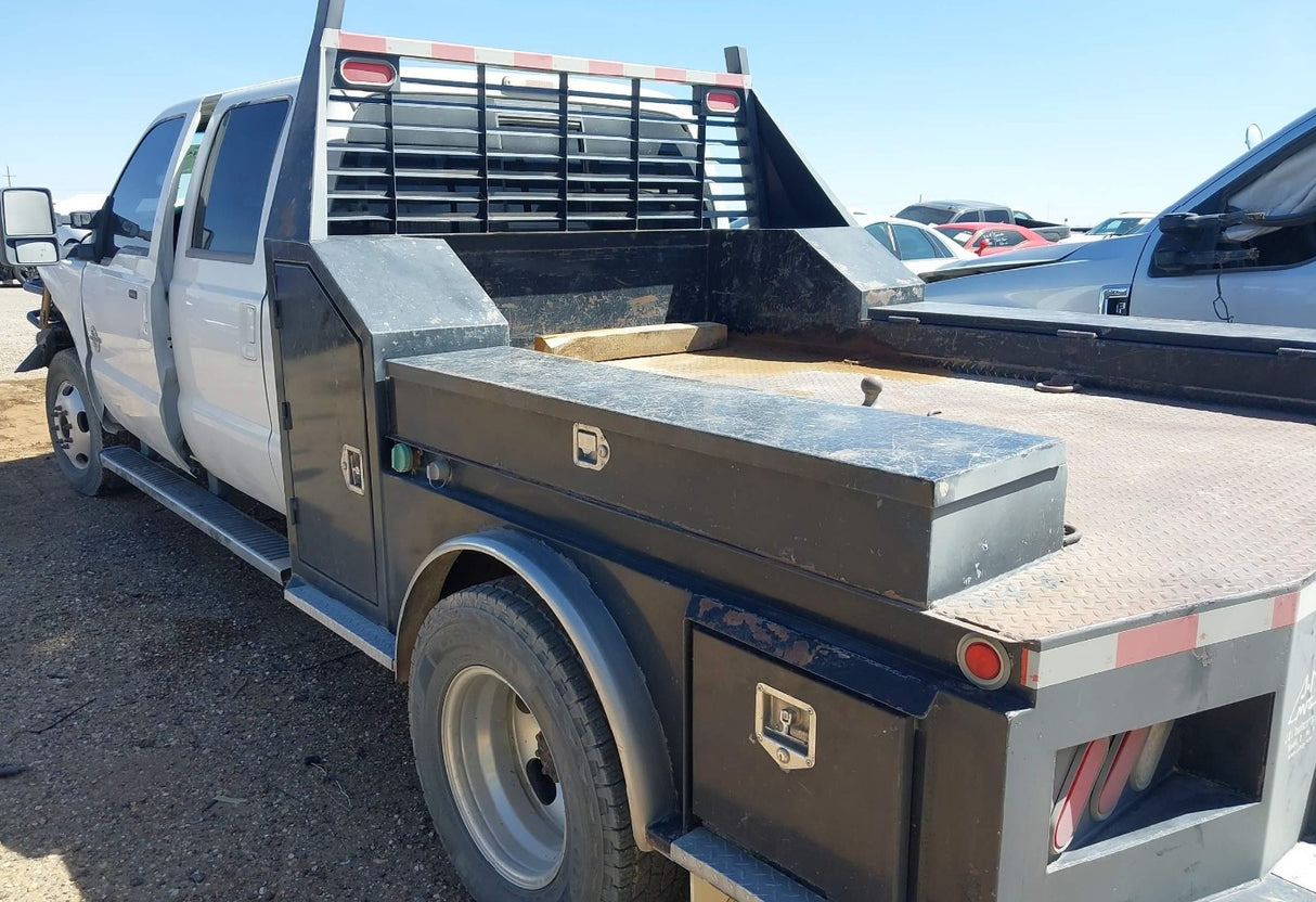 2014 Ford F-350 Super Duty Lariat 6.7L Power Stroke CCLB 4x4 Dually - FULL PART OUT