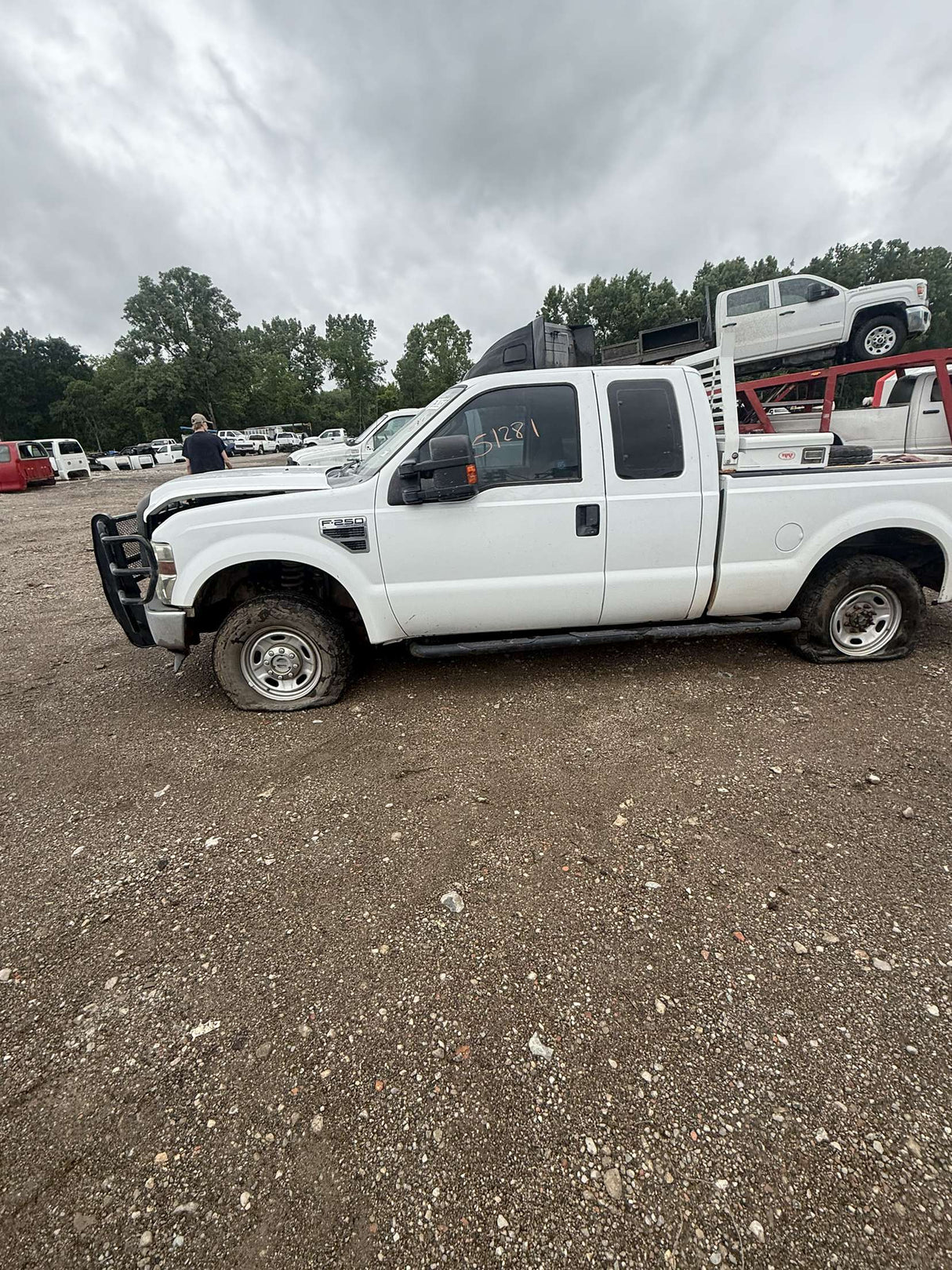 2010 Ford F-250 Extended Cab 6.5ft Short Bed Super Duty 5.4L triton 4x4 - FULL PART OUT