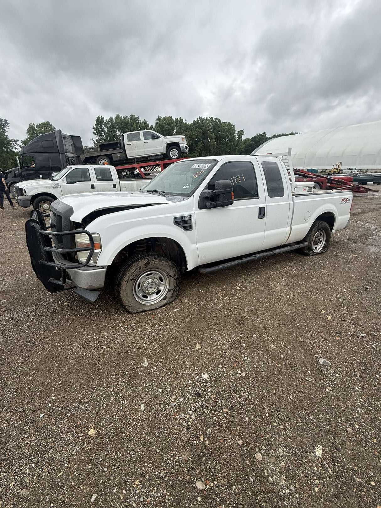 2010 Ford F-250 Extended Cab 6.5ft Short Bed Super Duty 5.4L triton 4x4 - FULL PART OUT