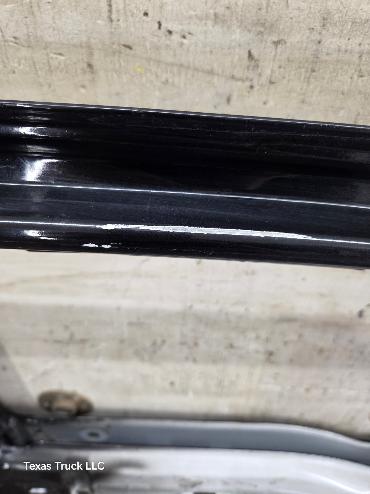 1999-2011 Ford Super Duty LH Driver Side Front Door F250 F350 F450 F550
