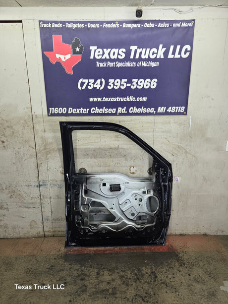 1999-2011 Ford Super Duty LH Driver Side Front Door F250 F350 F450 F550