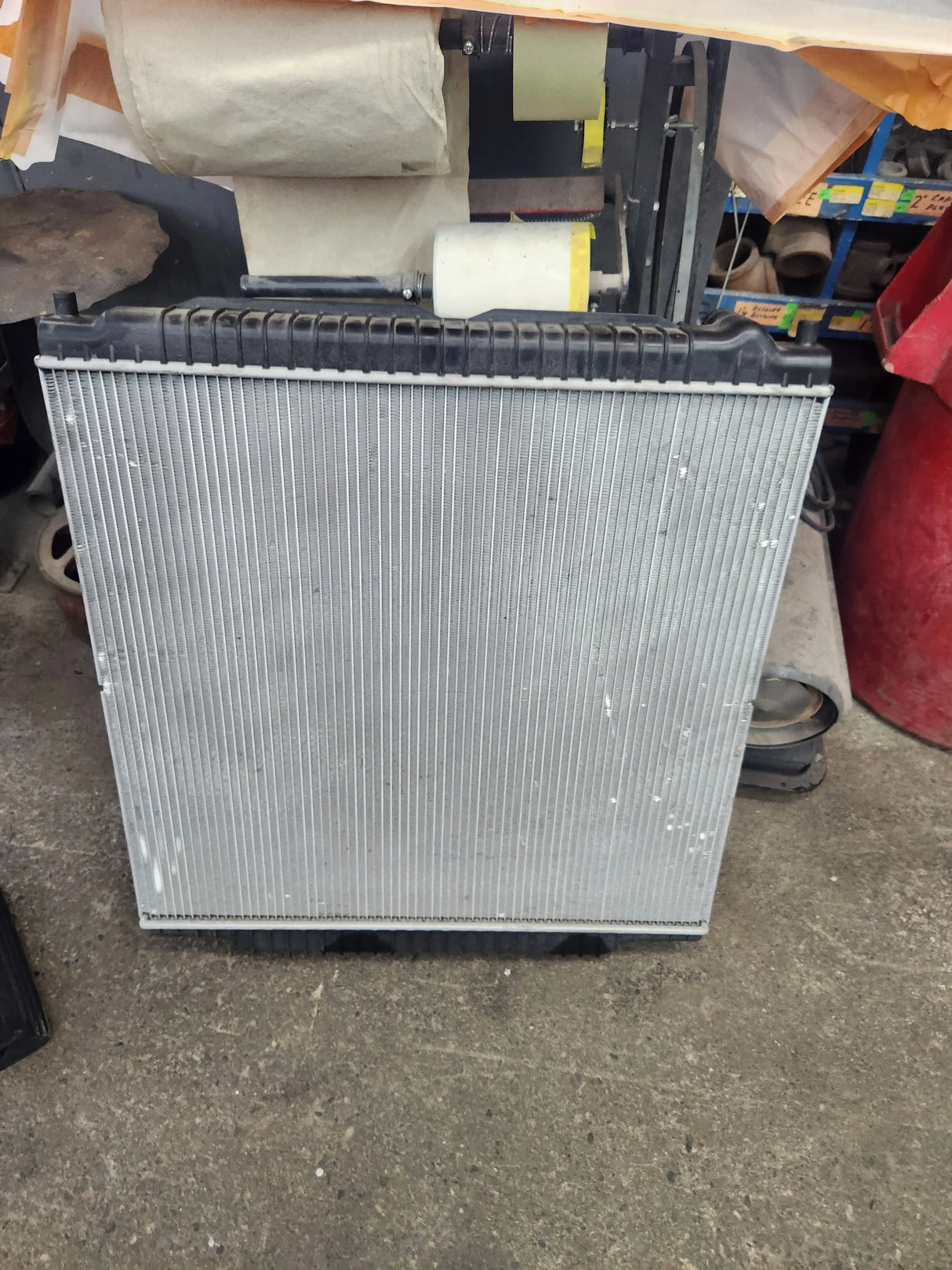 05-07 F250-F350 5.4l Triton radiator – Texas Truck LLC