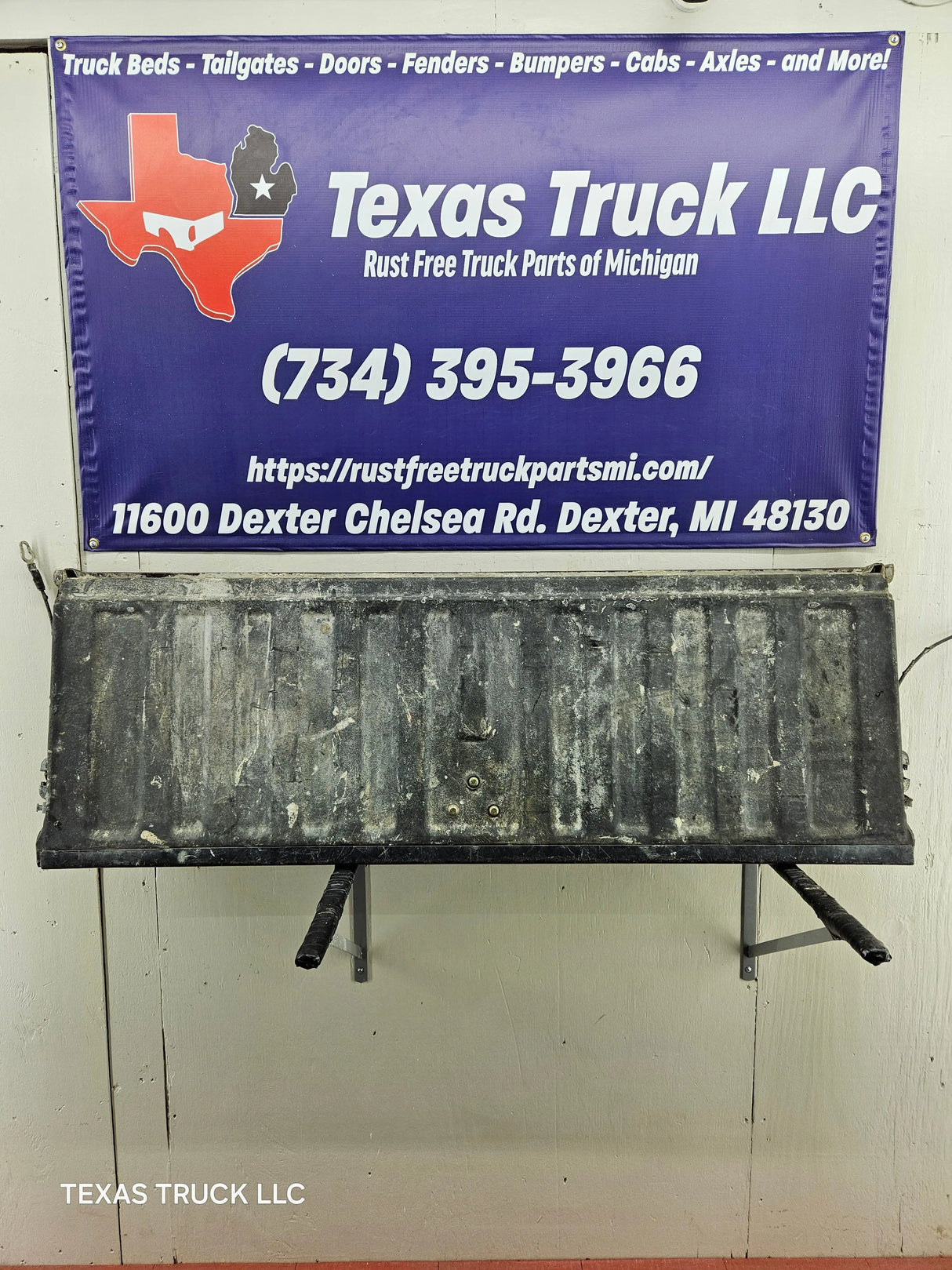 1999-2006 Chevrolet Silverado / GMC Sierra 1500 2500 3500 Tailgate Texas Truck LLC