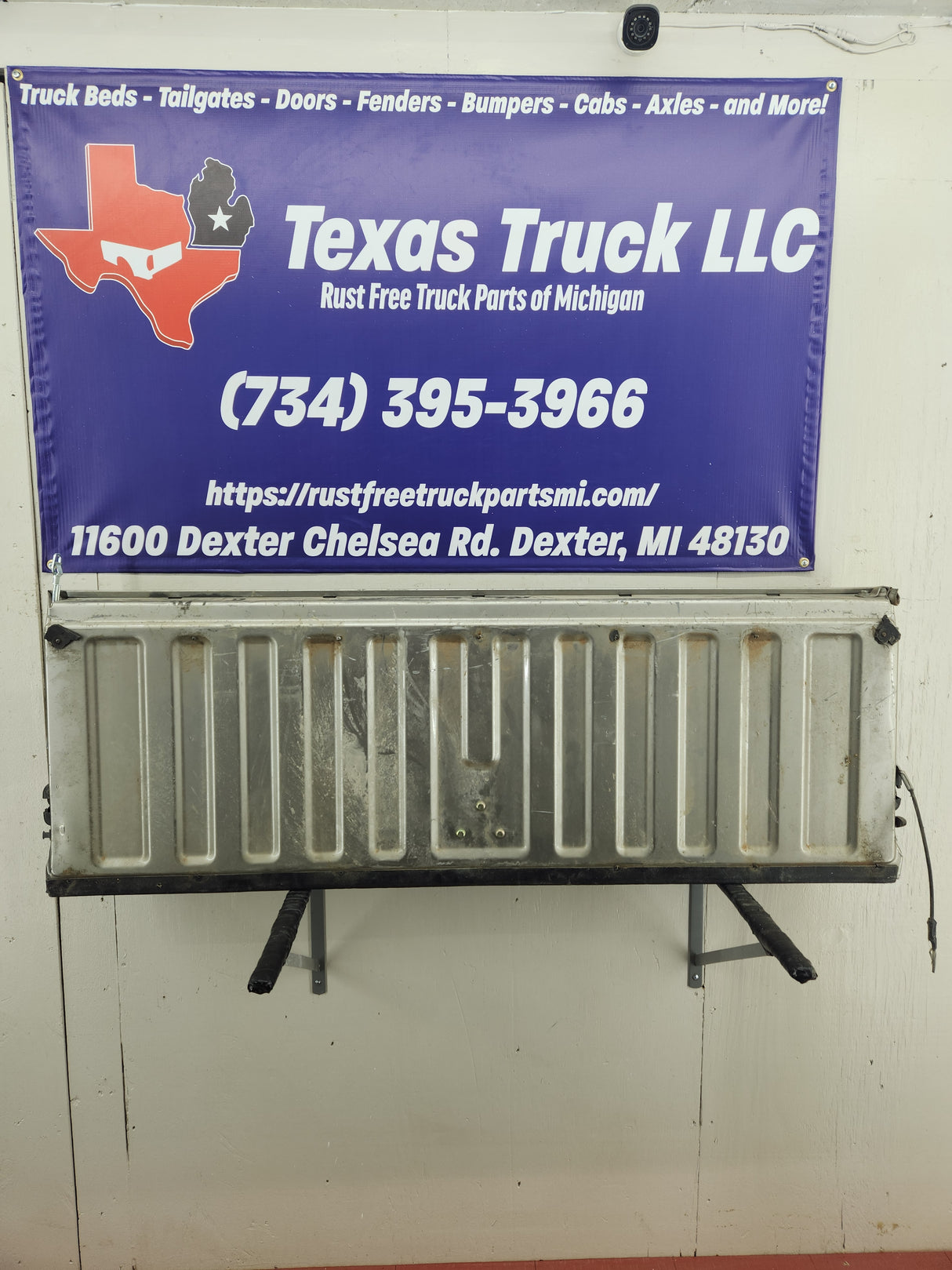 1999-2006 Chevrolet Silverado / GMC Sierra 1500 2500 3500 Tailgate Texas Truck LLC