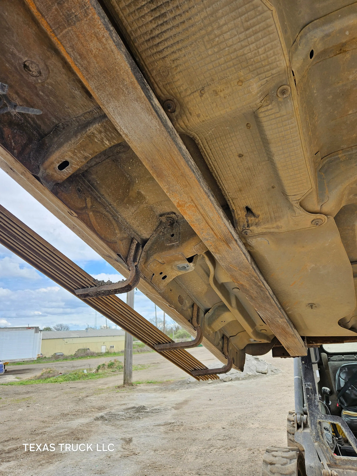 1999-2006 Chevrolet / GMC 1500 2500 3500 Crew Cab Body Texas Truck LLC