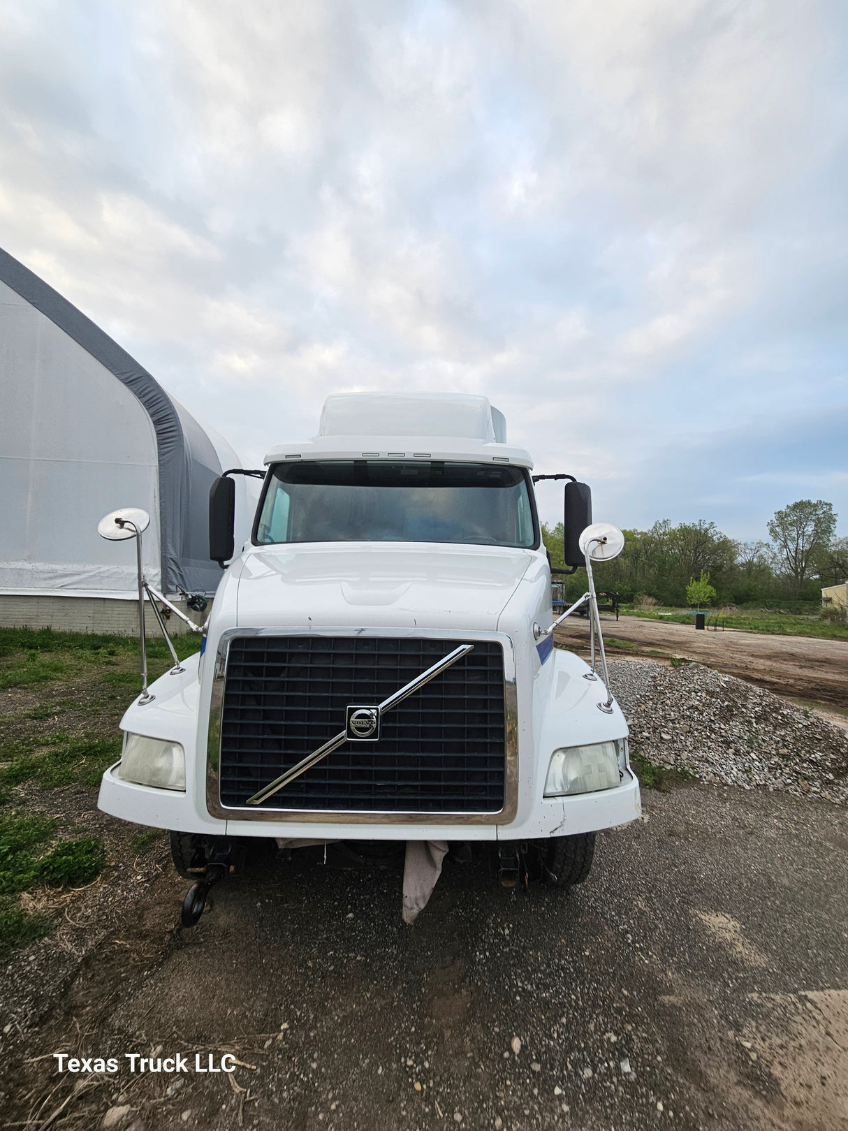 2014 Volvo VNM T/A Sleeper Truck Tractor -FULL PART OUT Texas Truck LLC