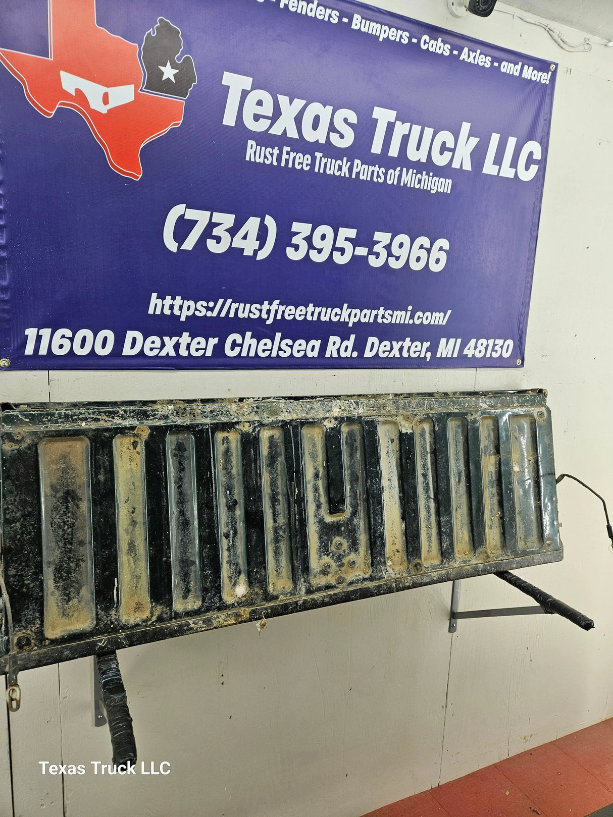 1999-2006 Chevrolet Silverado / GMC Sierra 1500 2500 3500 Tailgate Texas Truck LLC