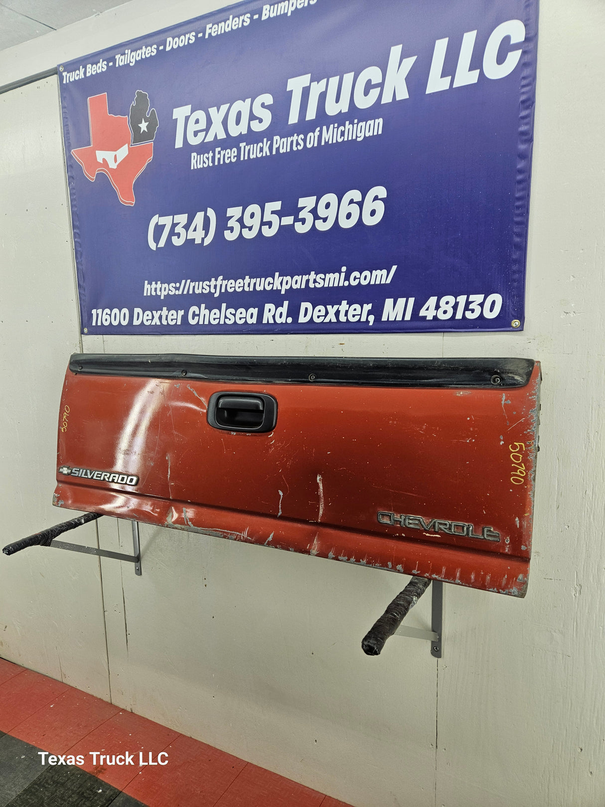 1999-2007 Chevrolet Silverado / GMC Sierra 1500 2500 3500 Tailgate