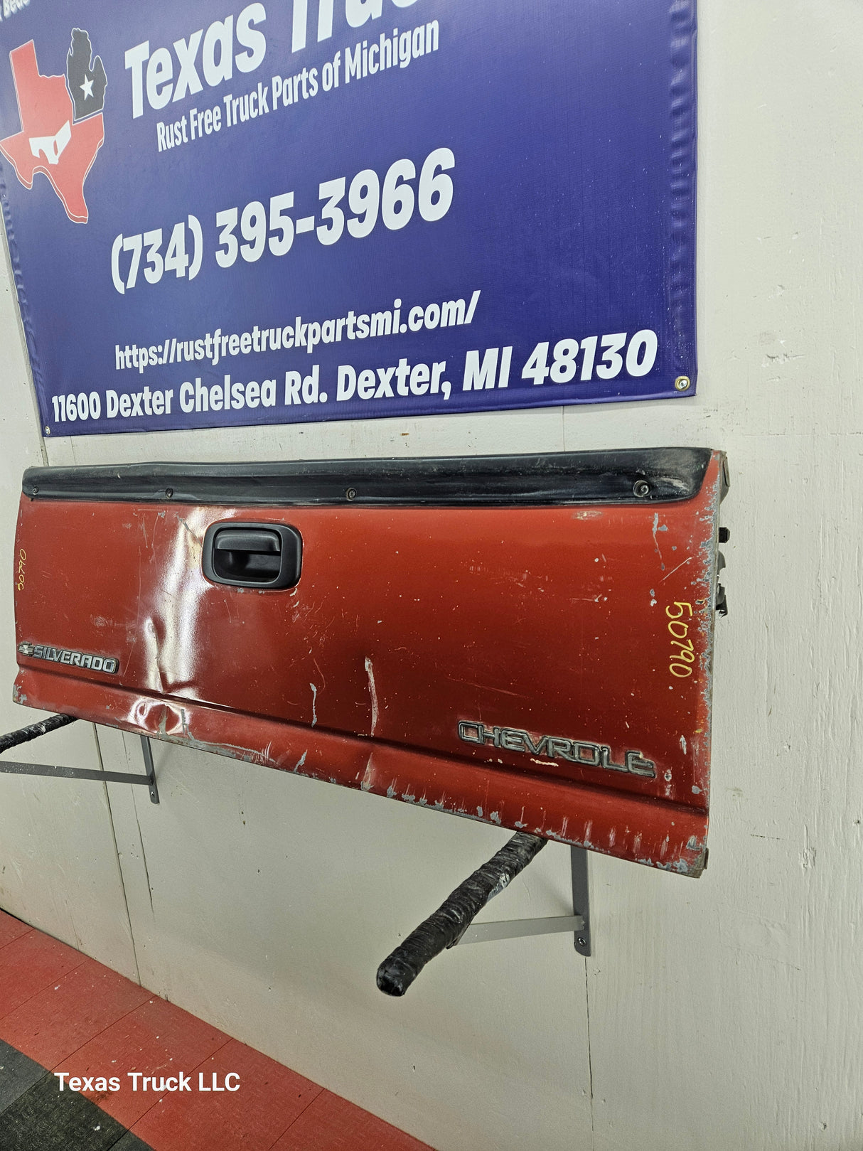 1999-2007 Chevrolet Silverado / GMC Sierra 1500 2500 3500 Tailgate