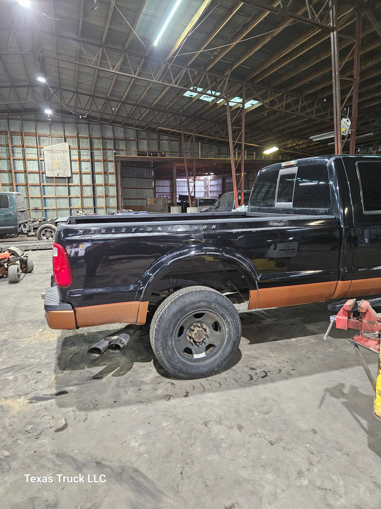 2008 Ford F-350 Super Duty Harley-Davidson Edition 6.4L Power Stroke - FULL PART OUT Texas Truck LLC