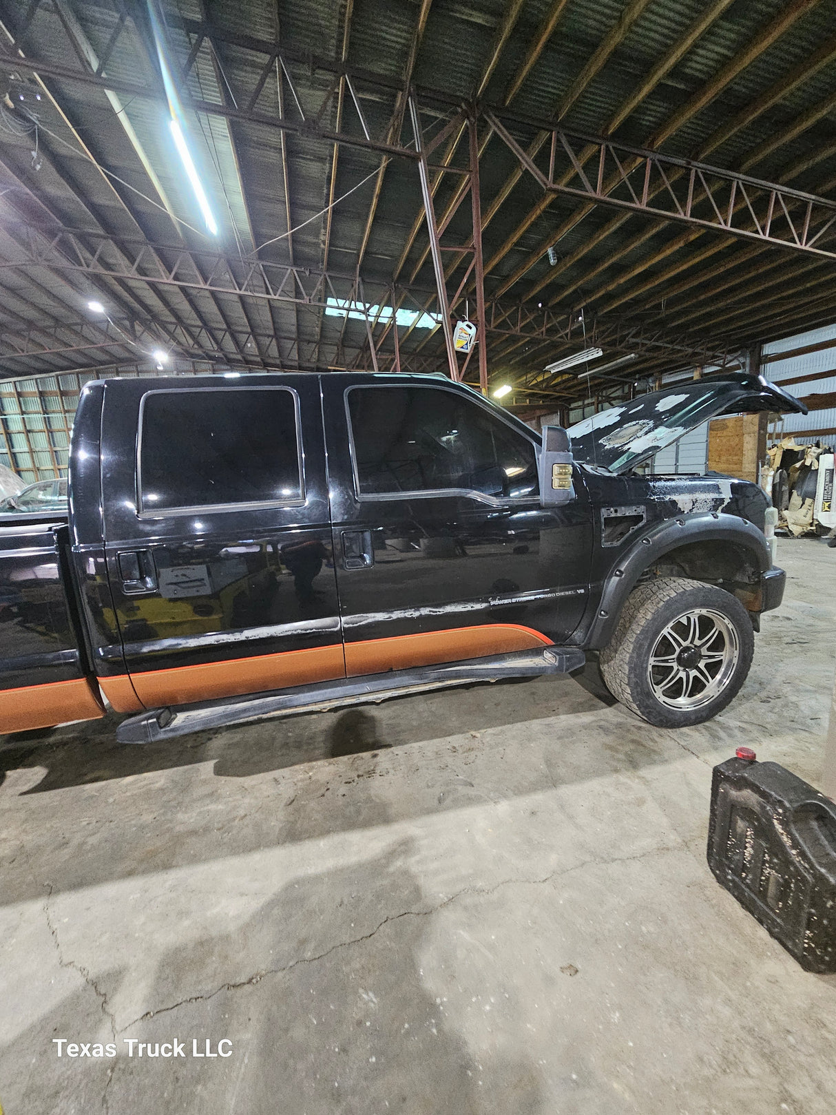 2008 Ford F-350 Super Duty Harley-Davidson Edition 6.4L Power Stroke - FULL PART OUT Texas Truck LLC