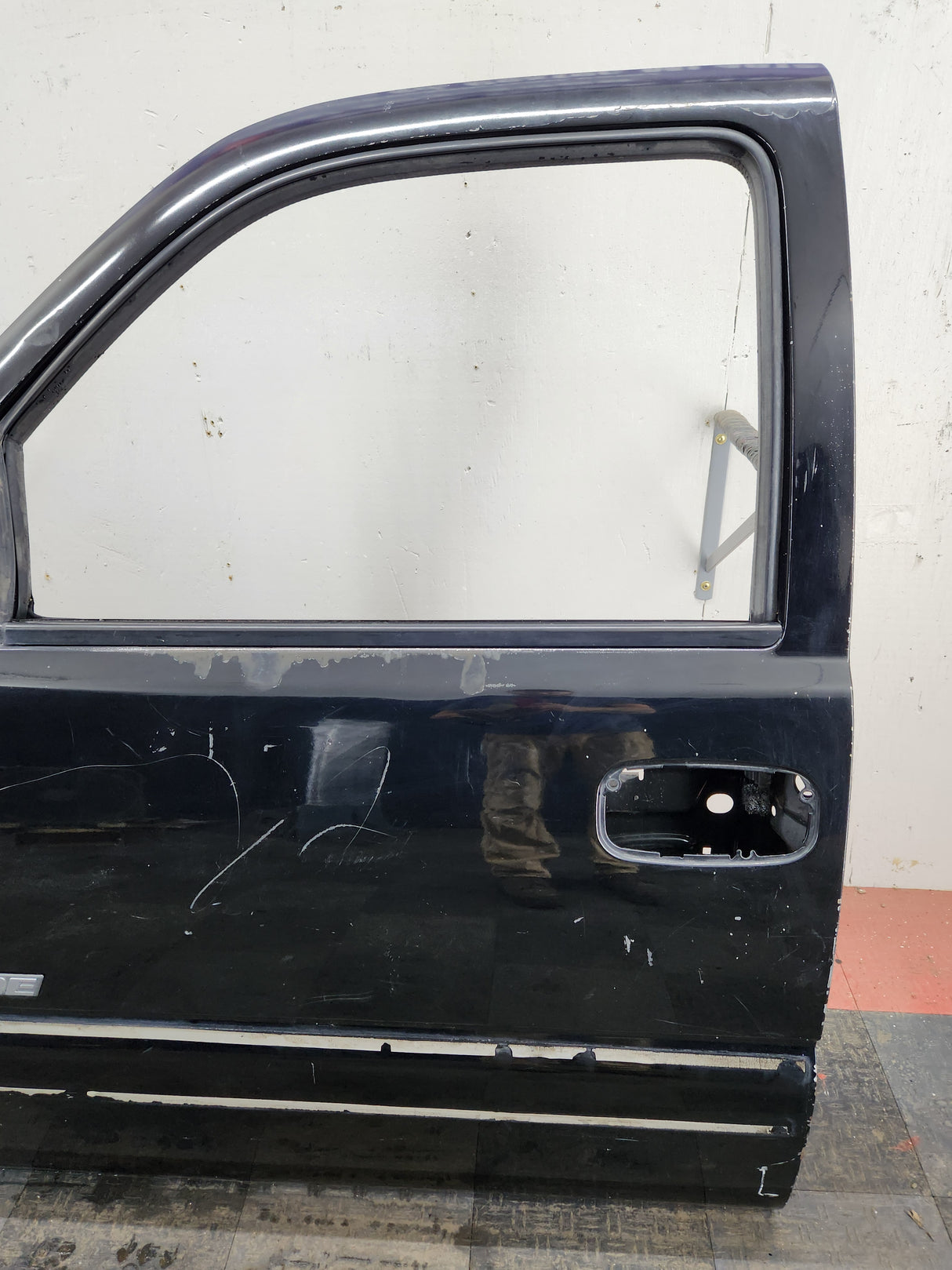 1999-2006 Chevrolet Silverado / GMC Sierra 1500 2500 3500 HD Front Driver Door LH Texas Truck LLC