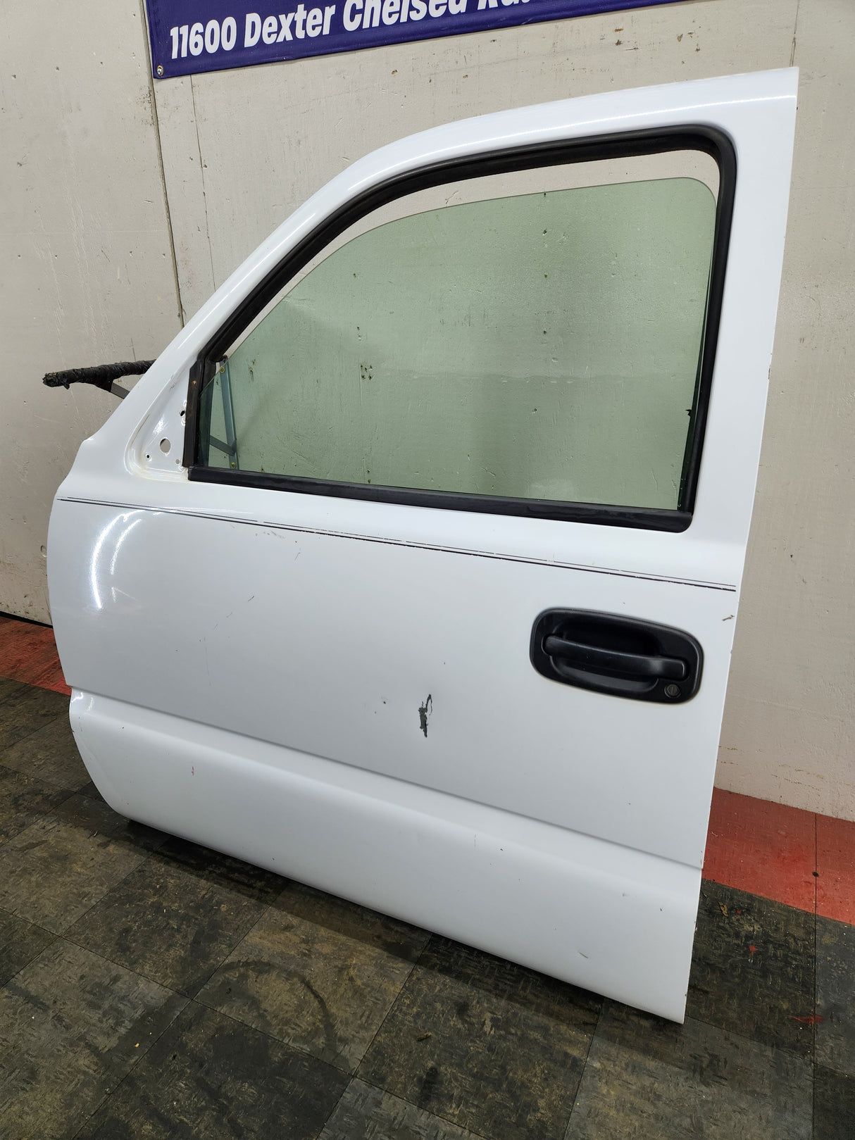 1999-2006 Chevrolet Silverado / GMC Sierra 1500 2500 3500 HD Front Driver Door LH Texas Truck LLC