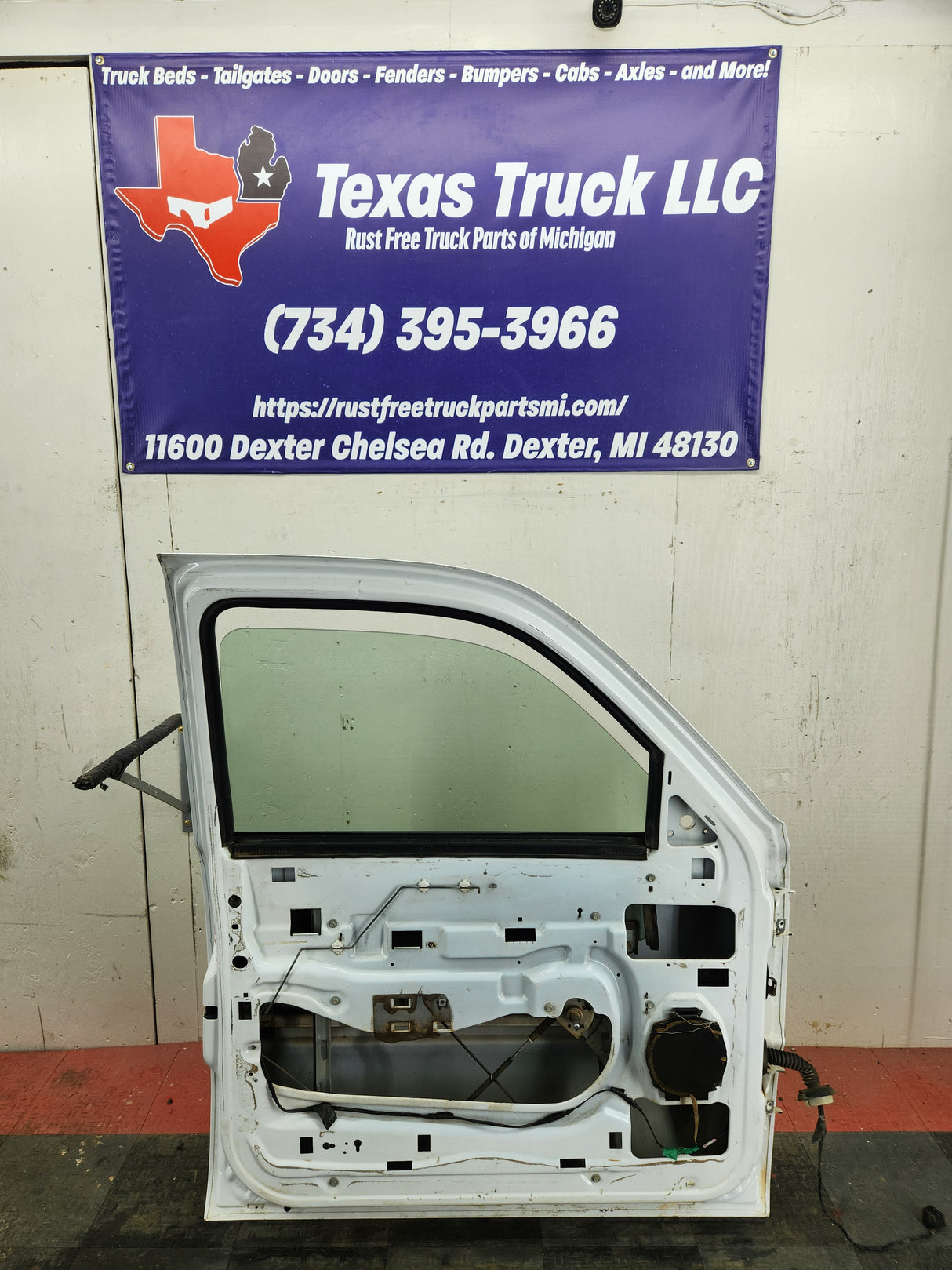 1999-2006 Chevrolet Silverado / GMC Sierra 1500 2500 3500 HD Front Driver Door LH Texas Truck LLC