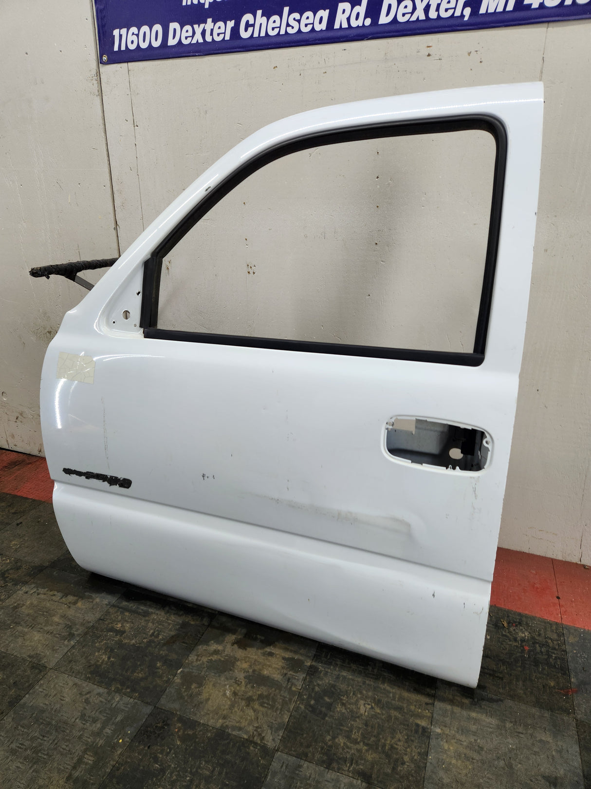 1999-2006 Chevrolet Silverado / GMC Sierra 1500 2500 3500 HD Front Driver Door LH Texas Truck LLC