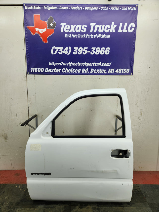 1999-2006 Chevrolet Silverado / GMC Sierra 1500 2500 3500 HD Front Driver Door LH Texas Truck LLC