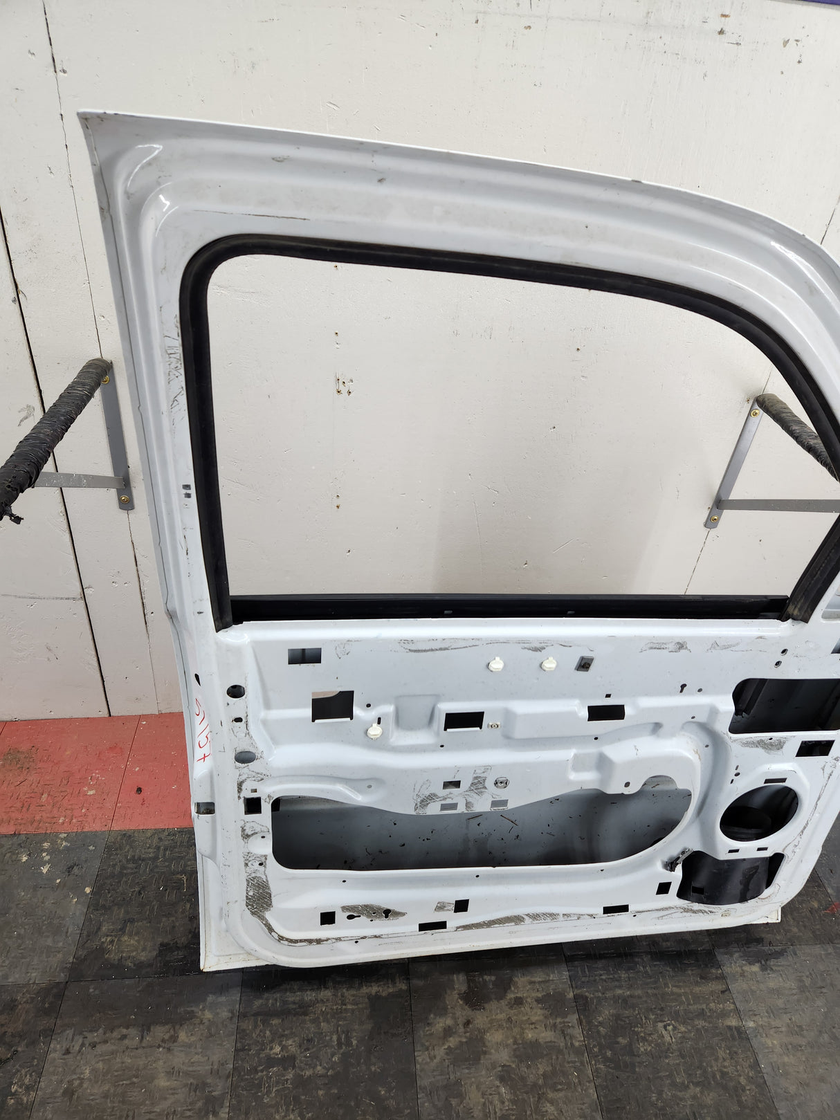 1999-2006 Chevrolet Silverado / GMC Sierra 1500 2500 3500 HD Front Driver Door LH Texas Truck LLC