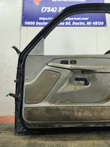 1999-2006 Chevrolet Silverado / GMC Sierra 1500 2500 3500 HD Front Passenger Door RH