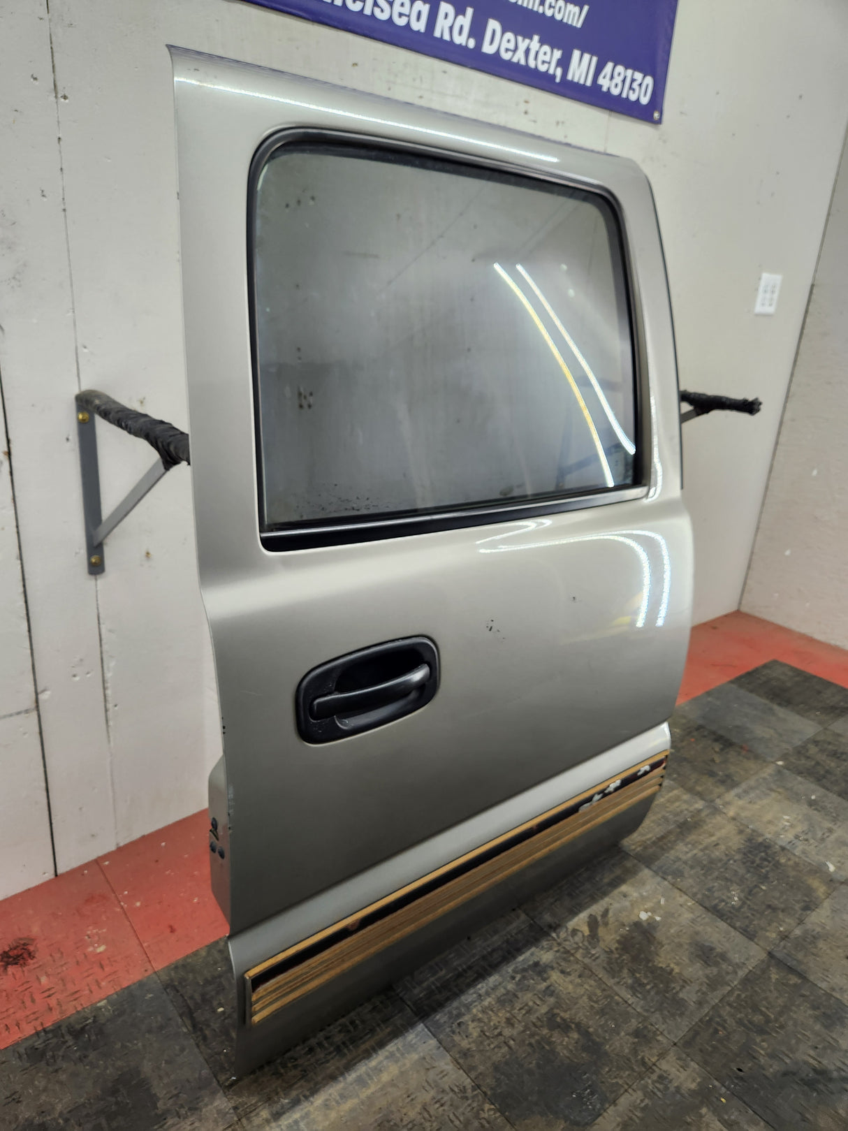 1999-2006 Chevrolet Silverado / GMC Sierra 1500 2500 3500 HD Passenger side Crew Cab rear door